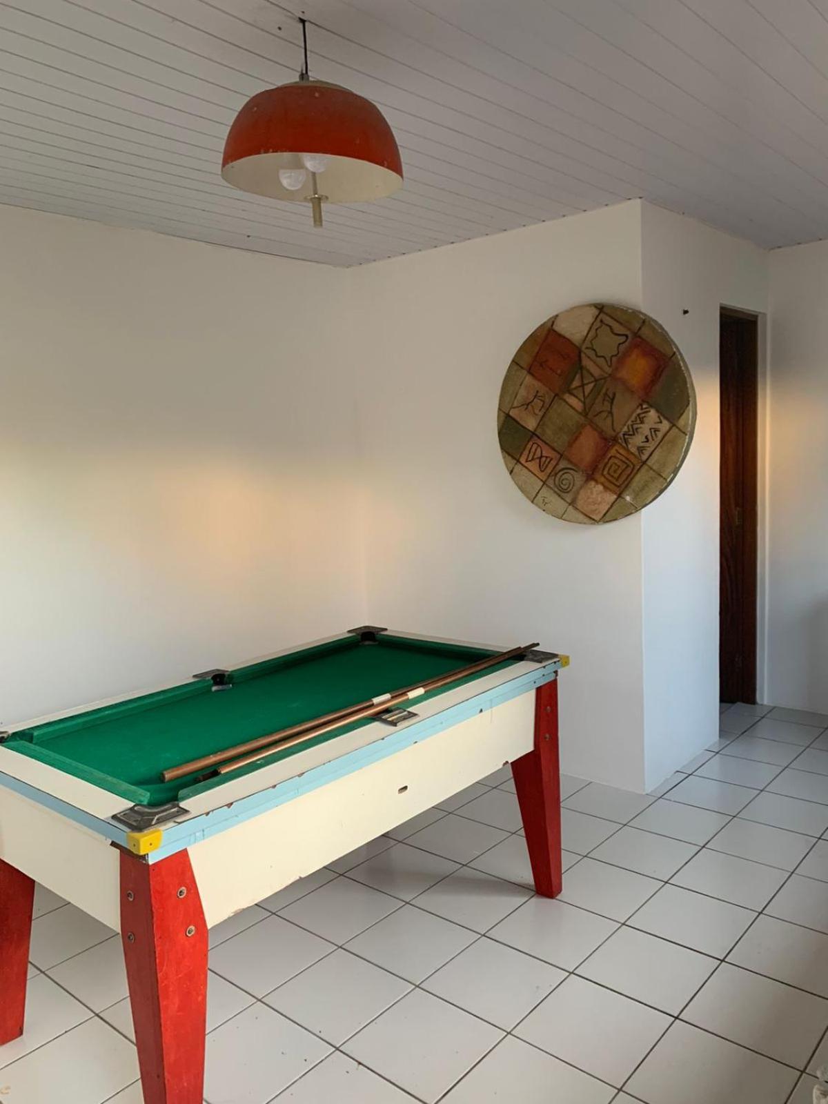 Excelente casa na Praia do Coqueiro com 4 suítes a 100m da praia