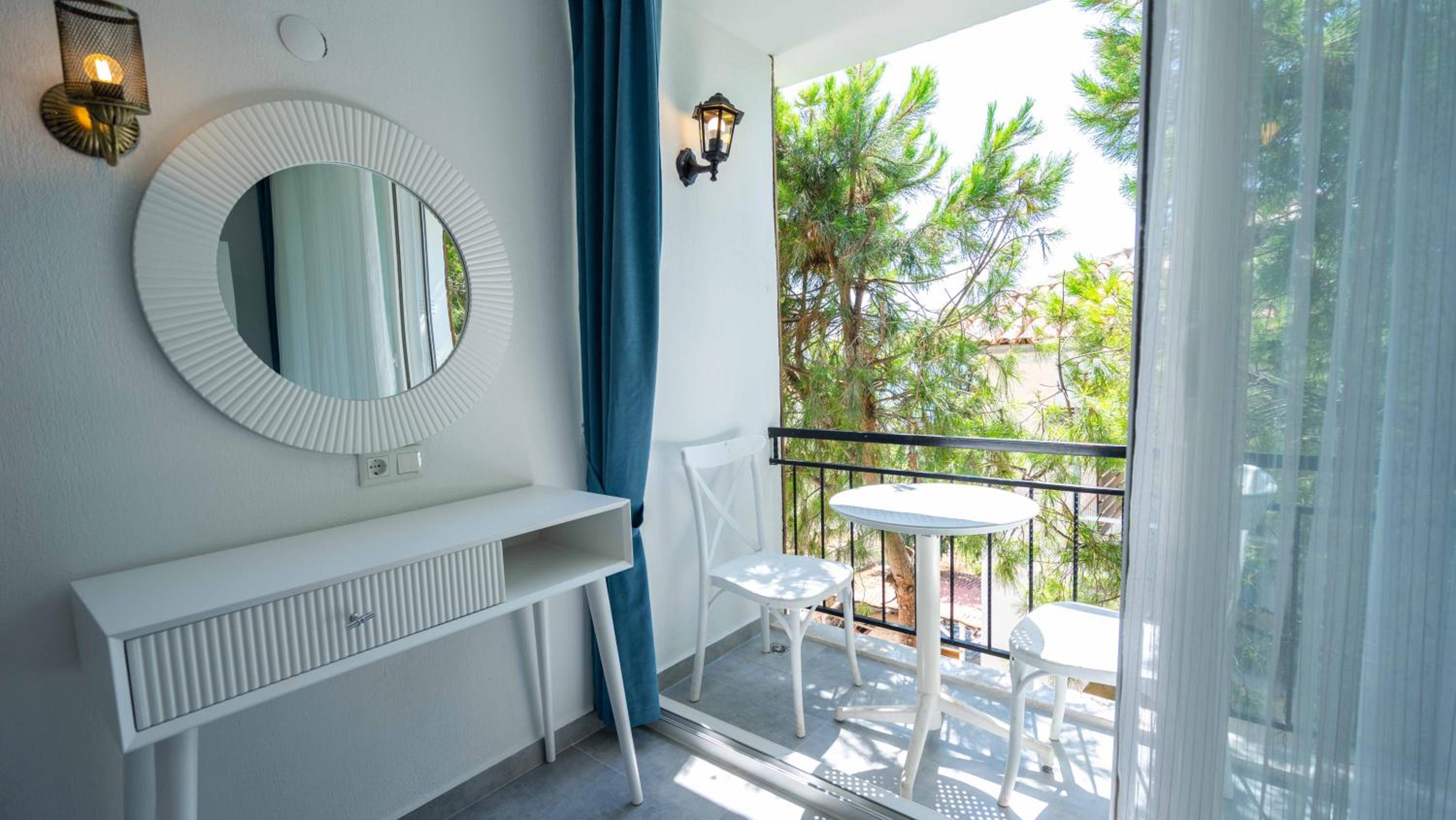 Sole'n Blu - Image 24