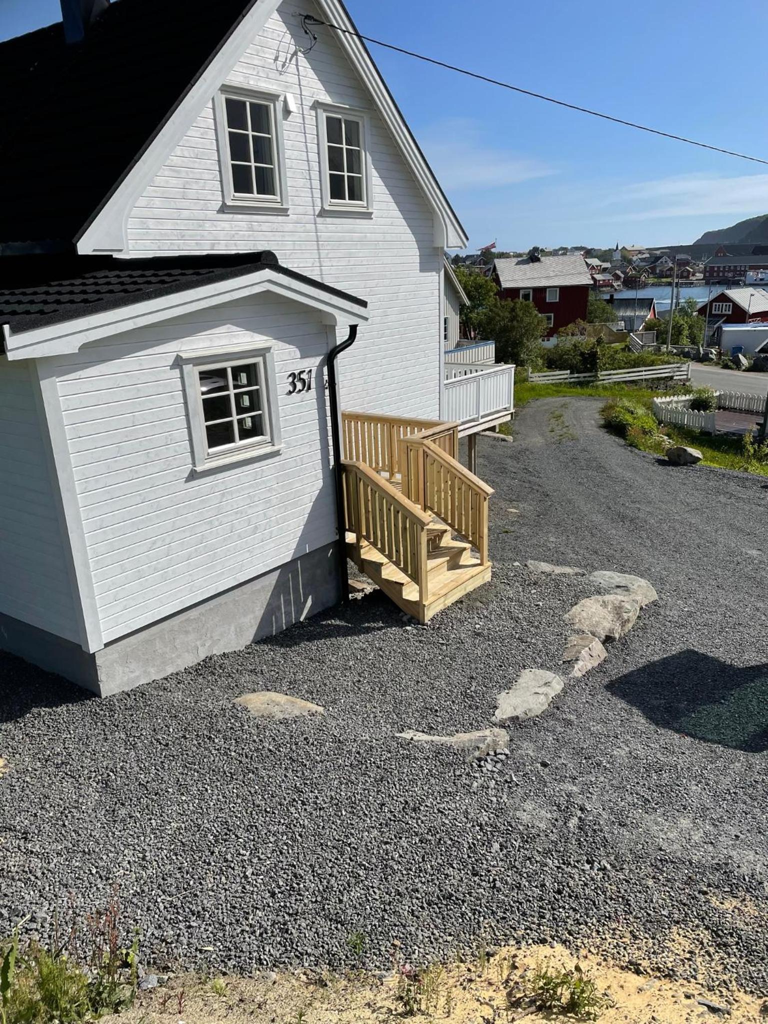 Koselig nyrestaurert hus med flott utsikt! view 3