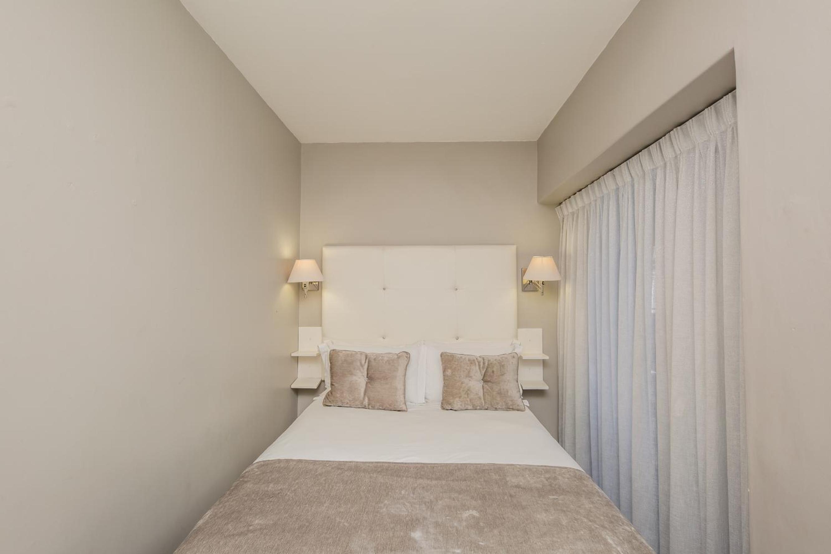 Infinity Self Catering Apartments
