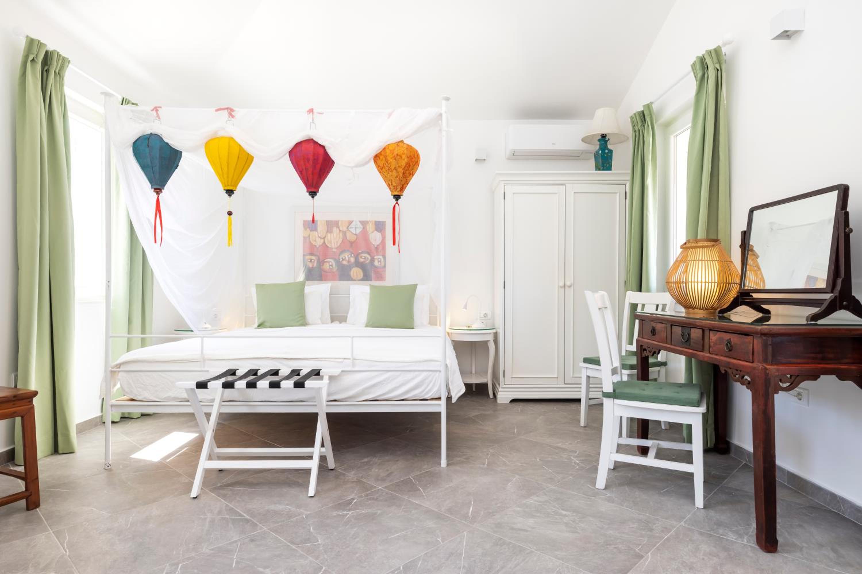 Photo 37