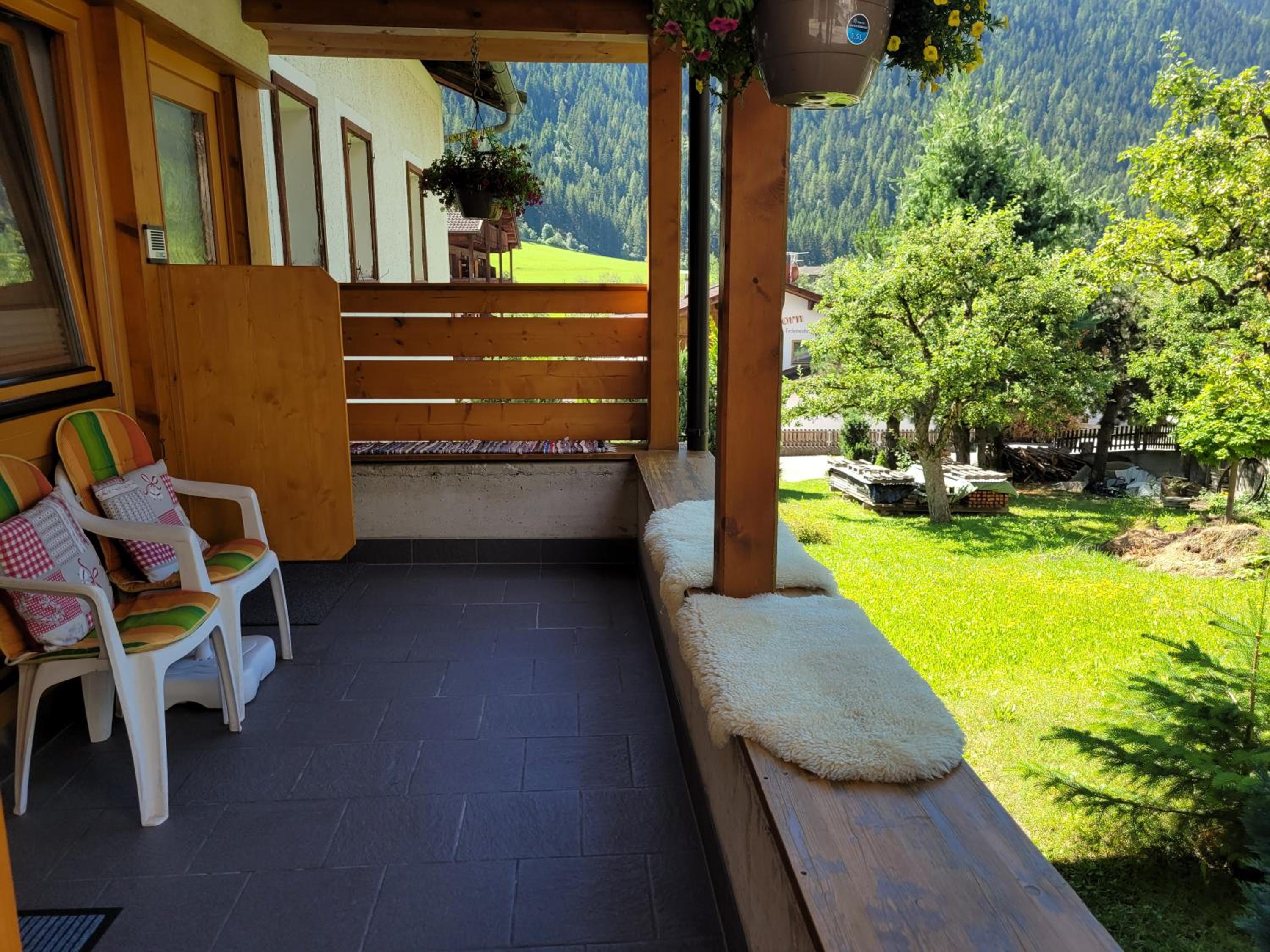 Photo 19