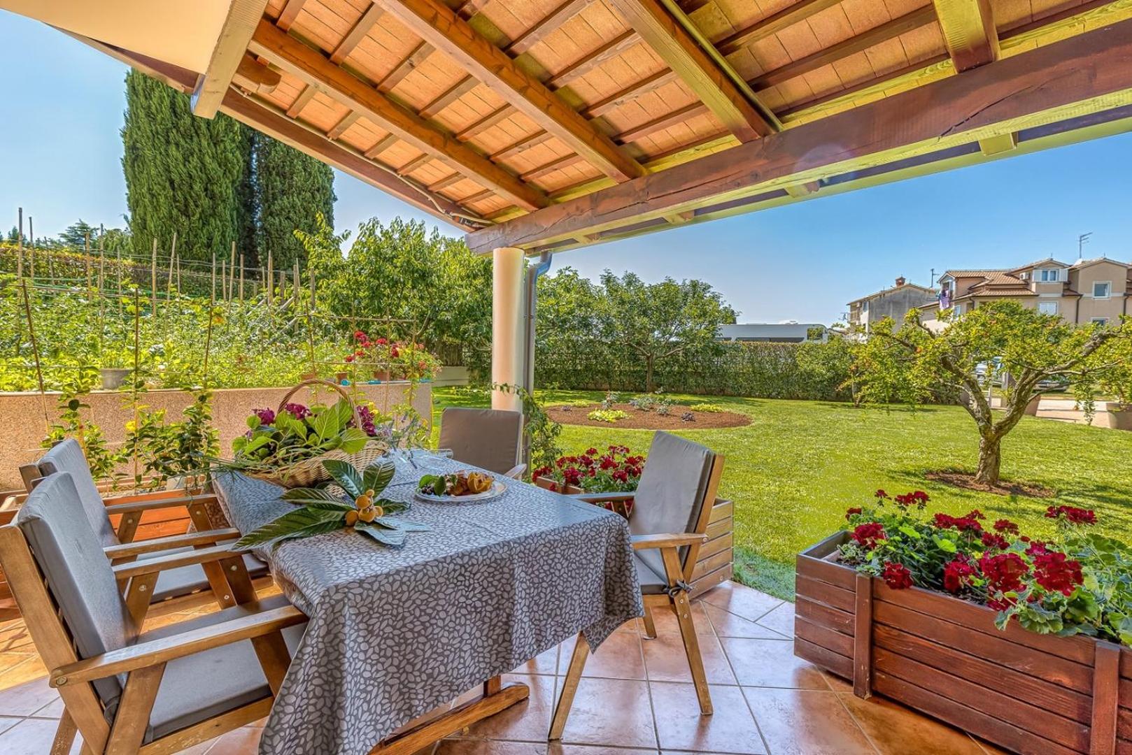 Apartment Complex Irena with Pool - Property Image 39