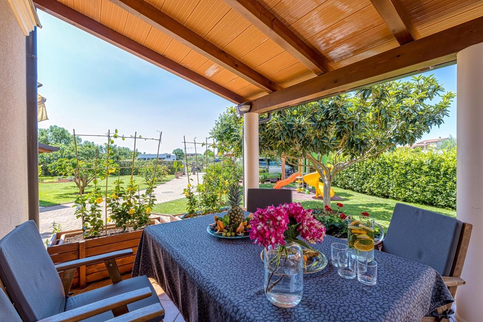 Apartment Complex Irena with Pool - Property Image 34