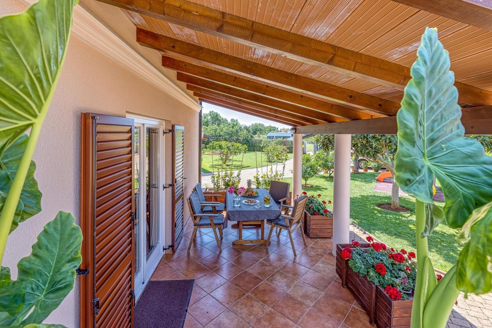 Apartment Complex Irena with Pool - Property Image 27