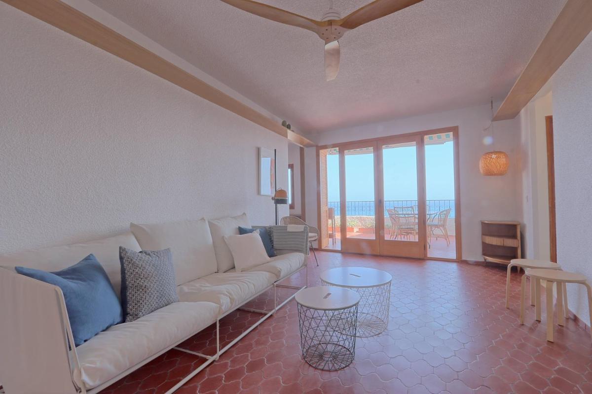 019 - La Cala 001 - comfortHOLIDAYS view 3