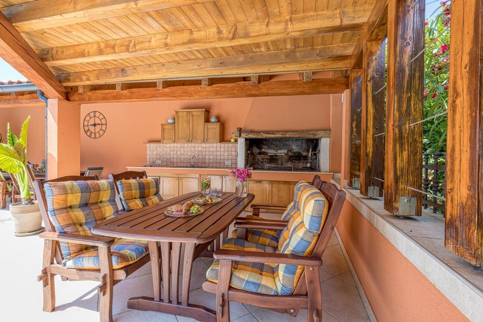 Apartment Complex Irena with Pool - Property Image 56