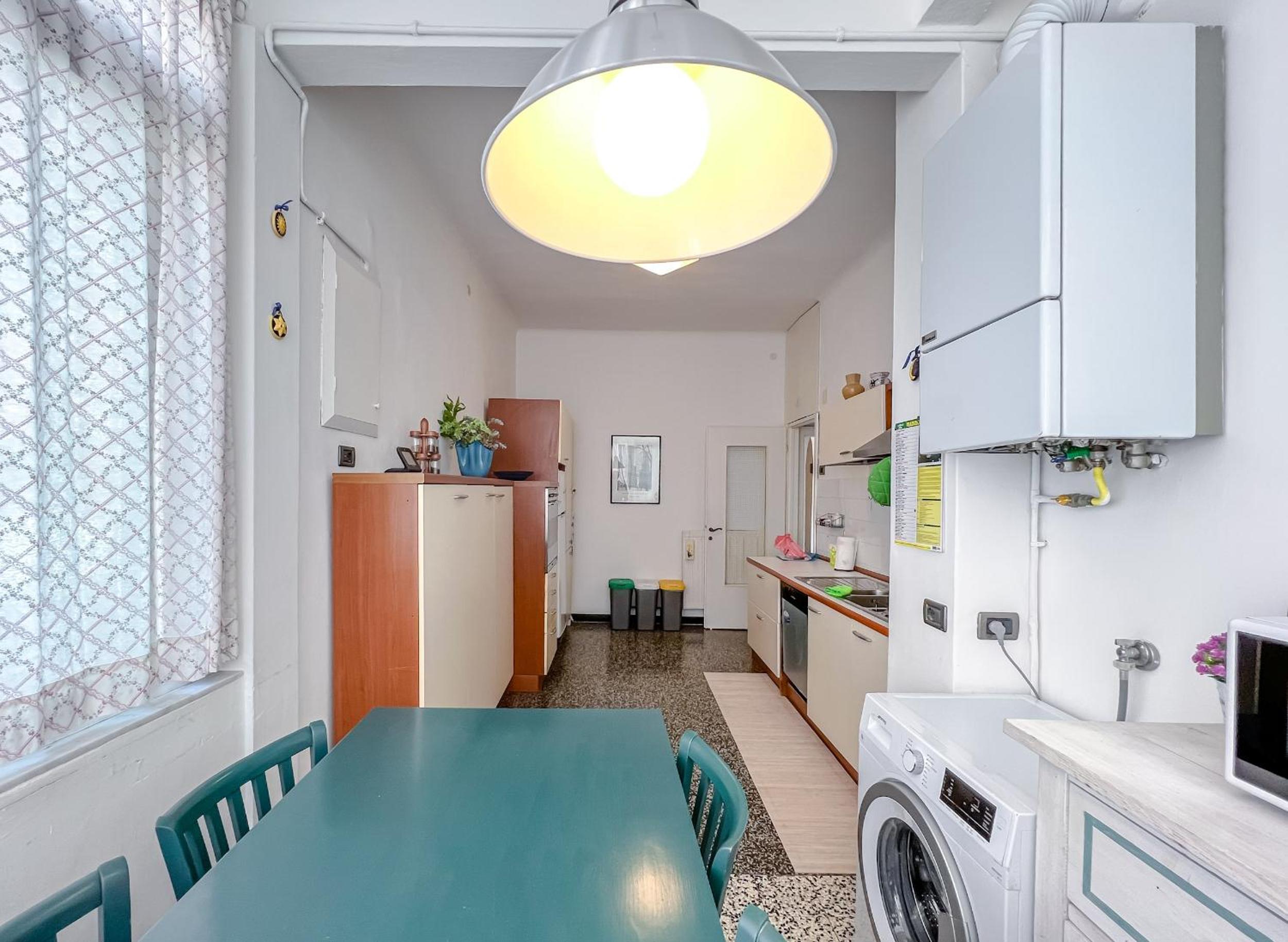 Grande appartamento in zona tranquilla view 3
