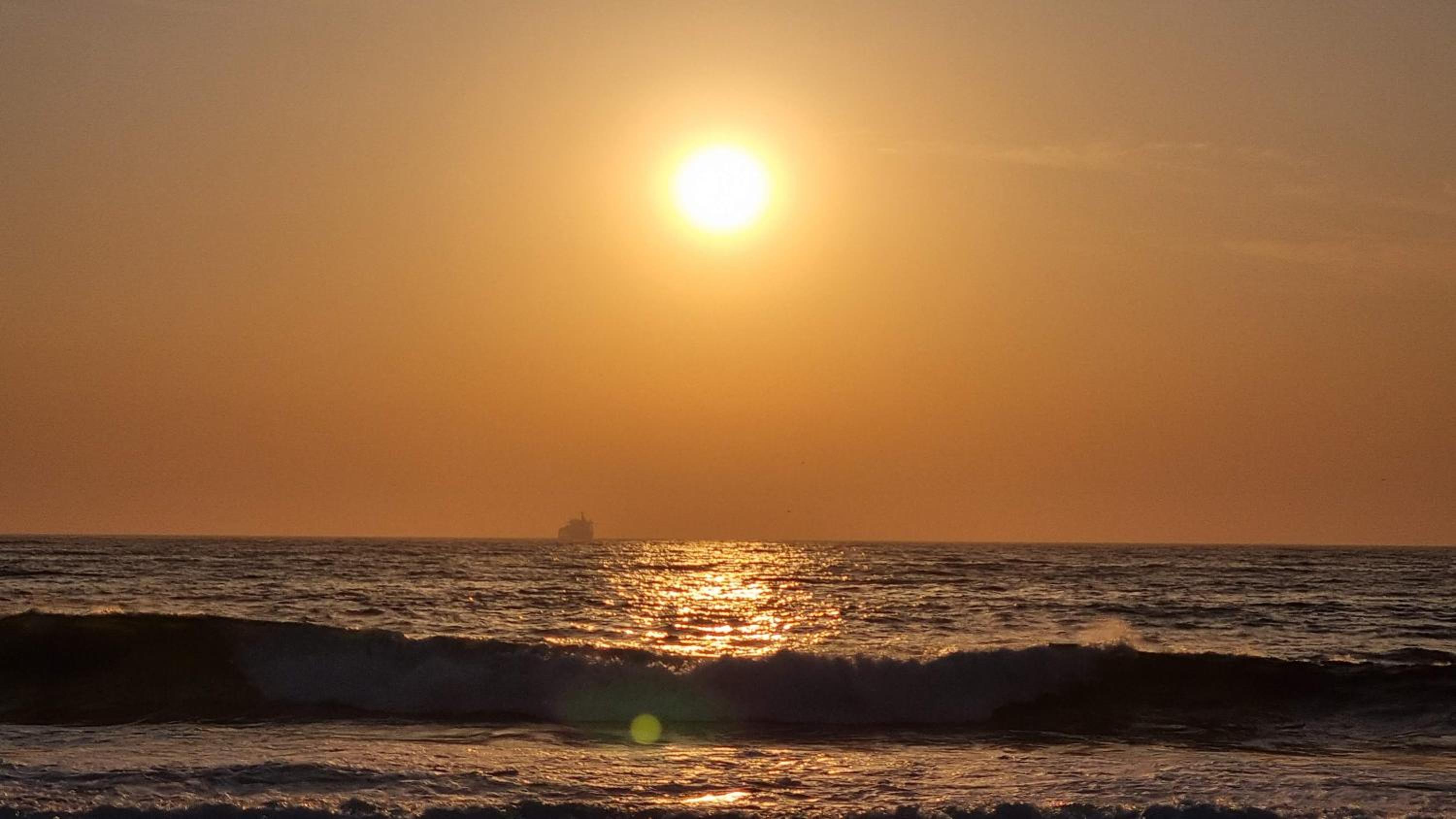 Familiar y renovado departamento a pasos de playa