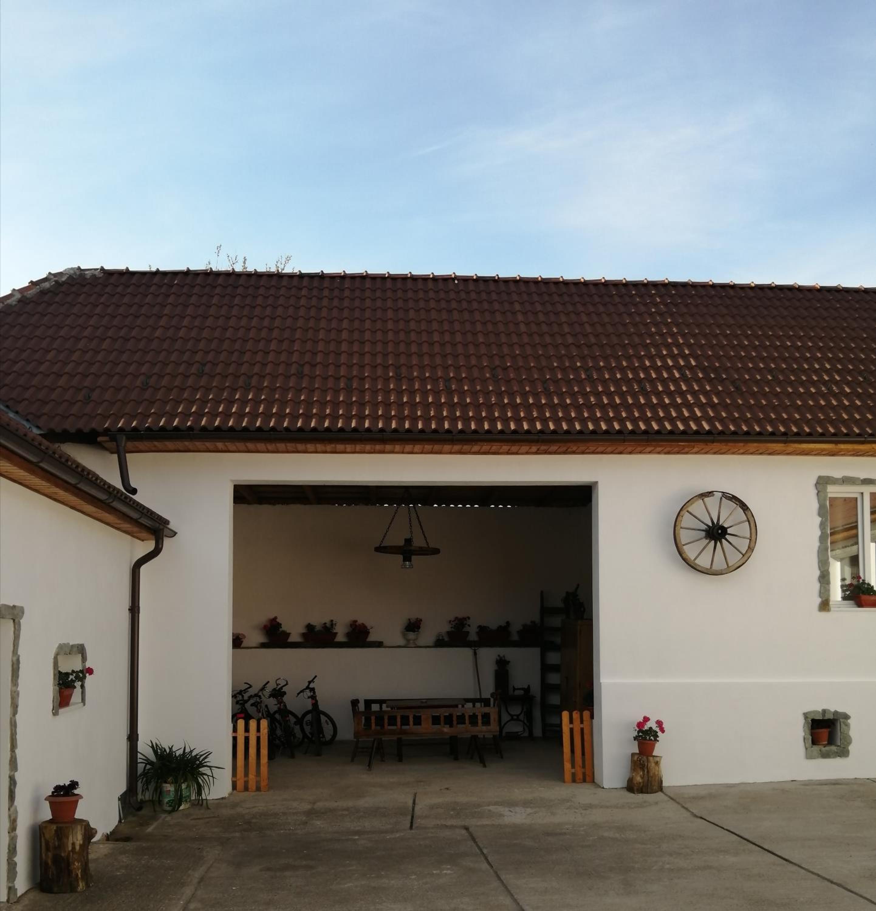 Photo 27