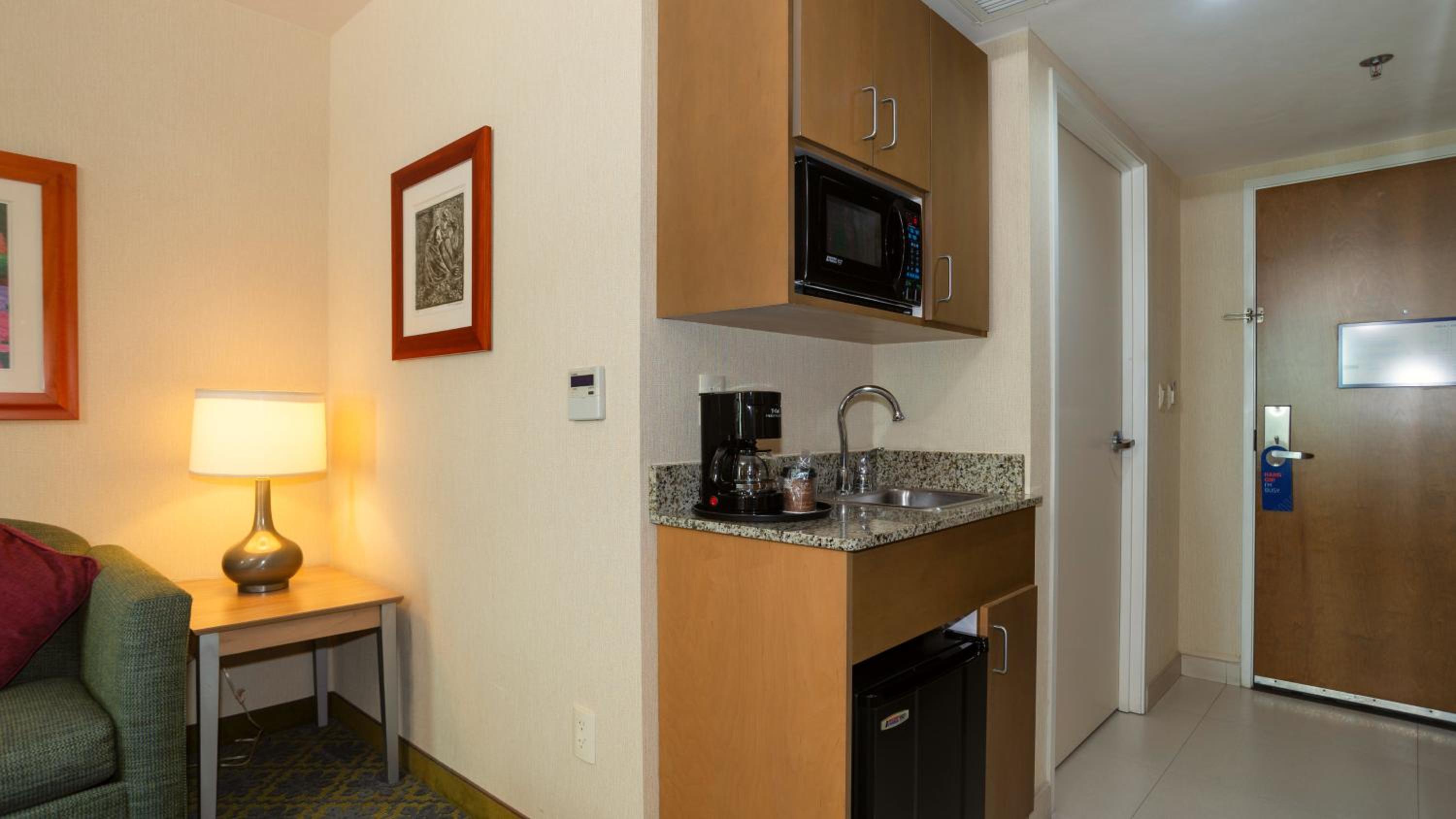 Holiday Inn Express & Suites Cuernavaca by IHG