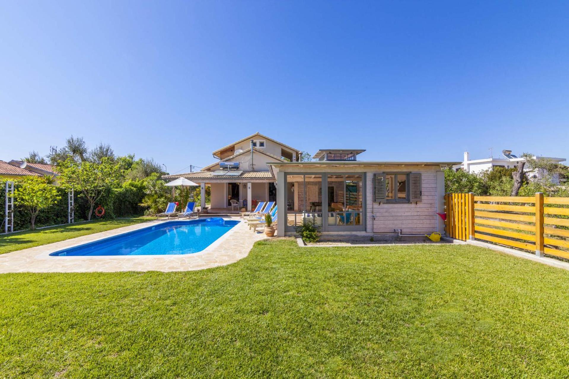 Villa Marilisa by Villa Plus view 5