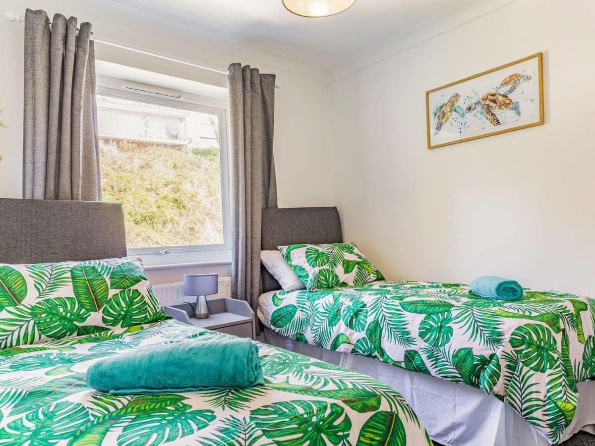 Lovely Magnolia Apartment 6 single beds