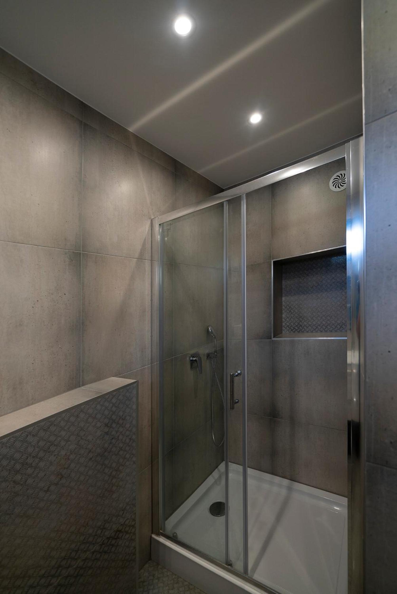 Photo 64
