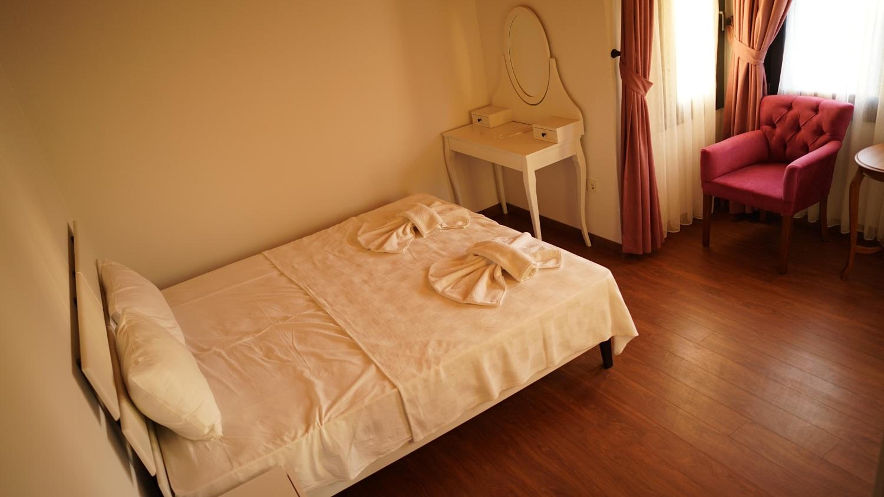 Karyada Hotel - Image 150