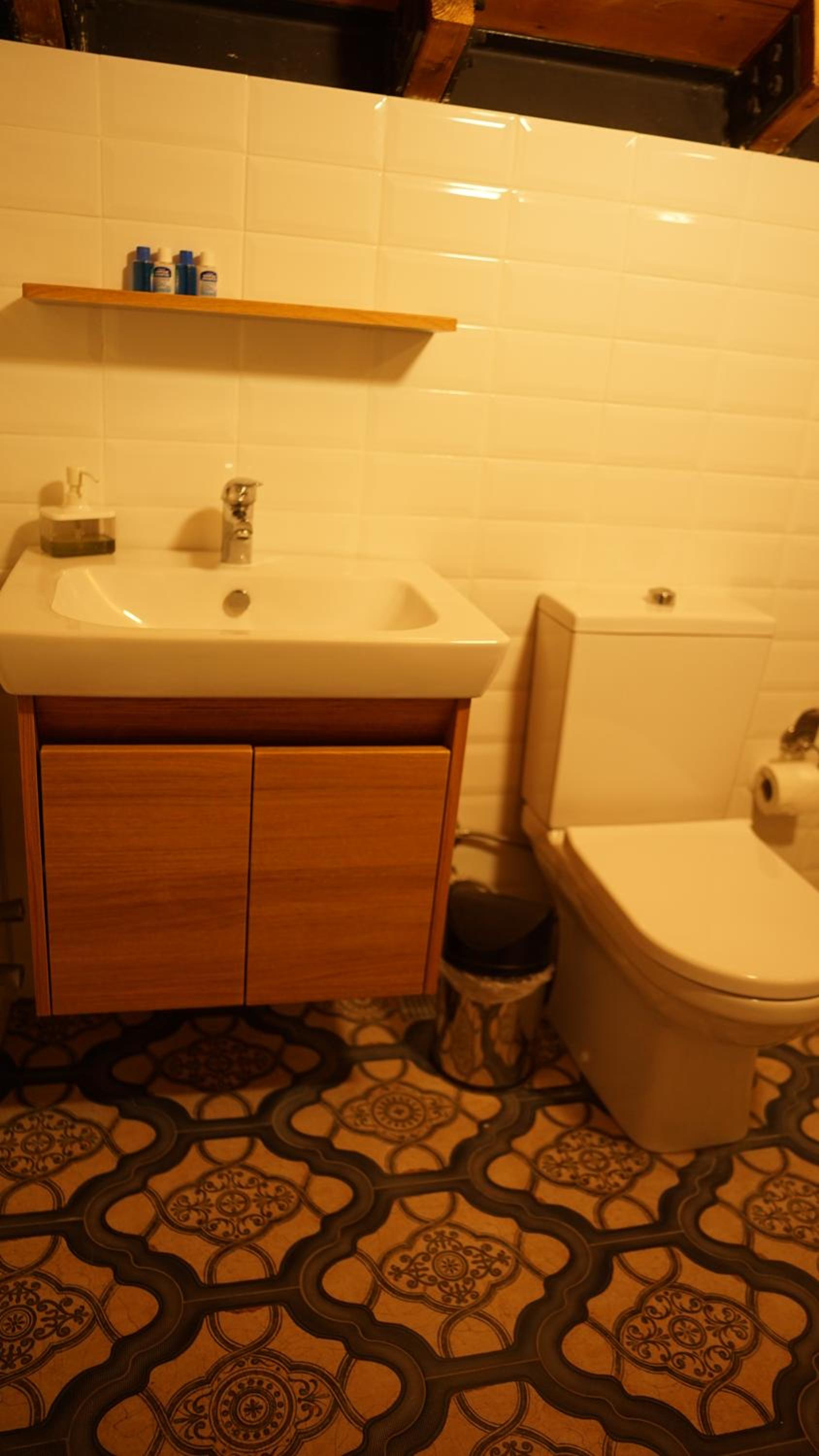 Karyada Hotel - Image 149