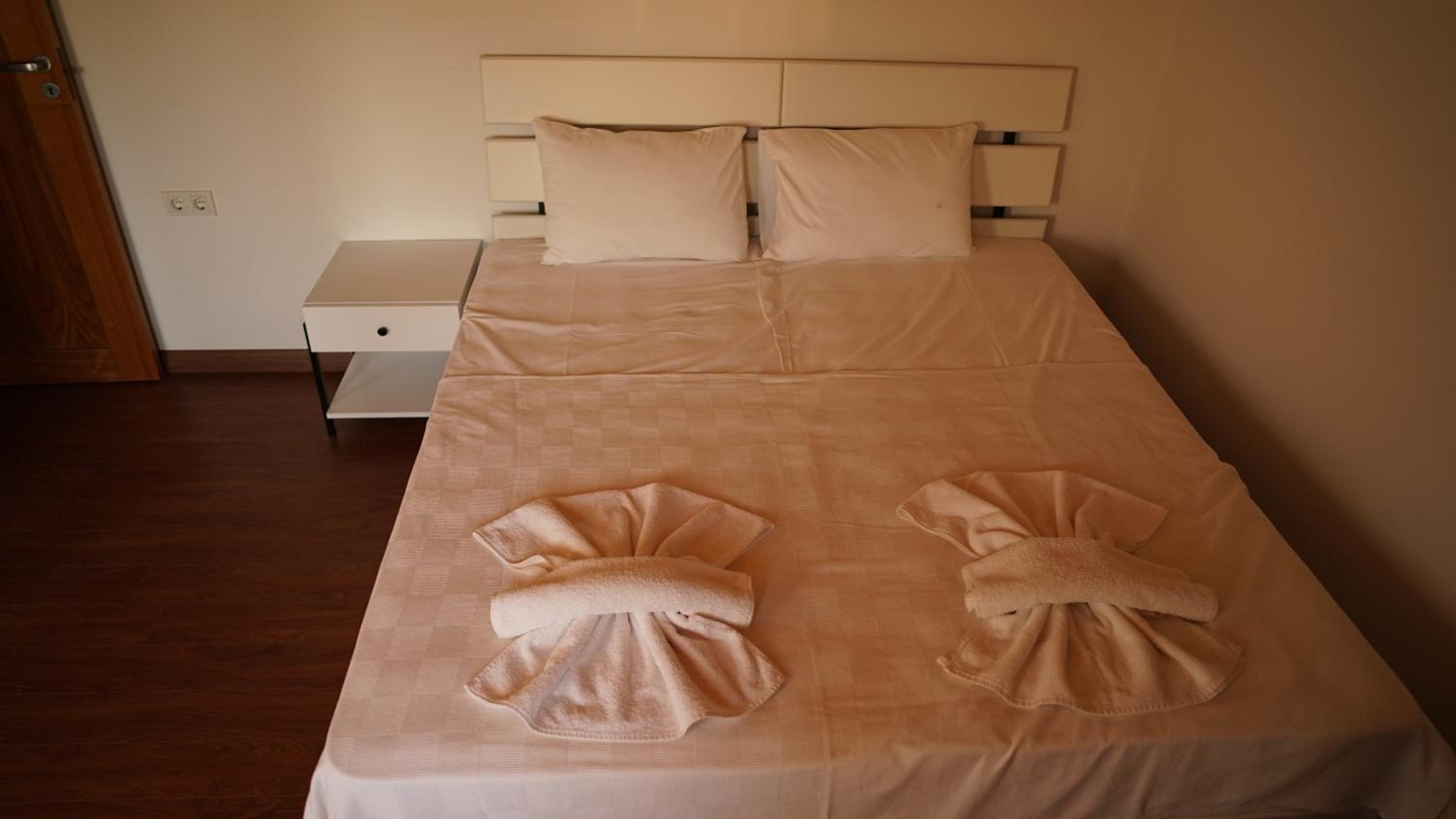 Karyada Hotel - Image 157