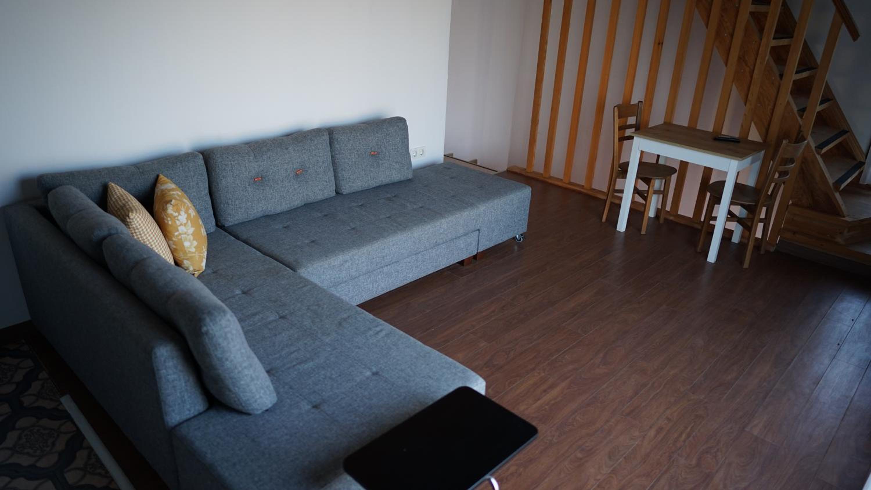 Karyada Hotel - Image 13