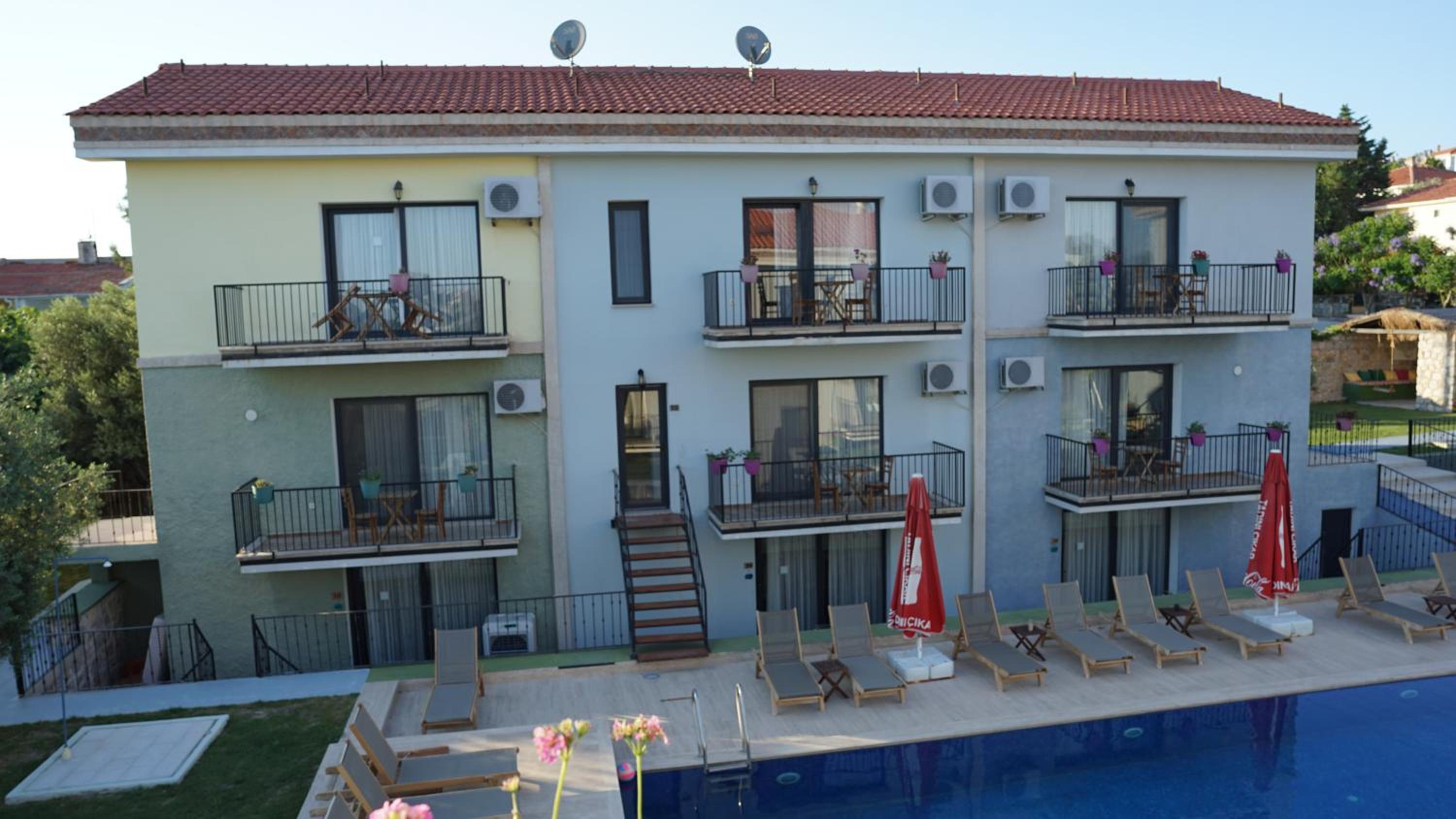 Karyada Hotel - Image 26