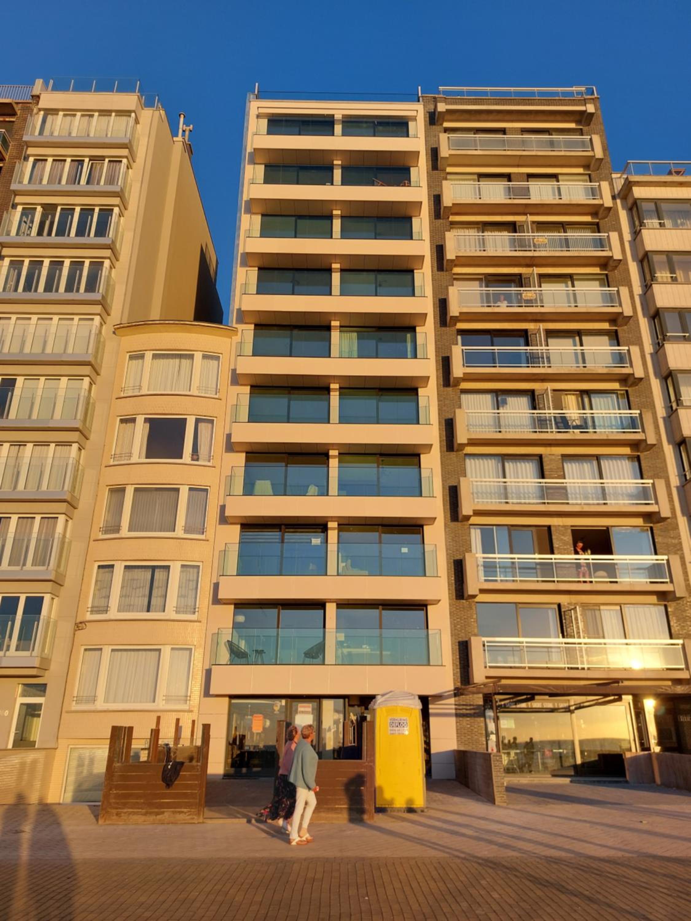 Charmant appartement met frontaal zeezicht