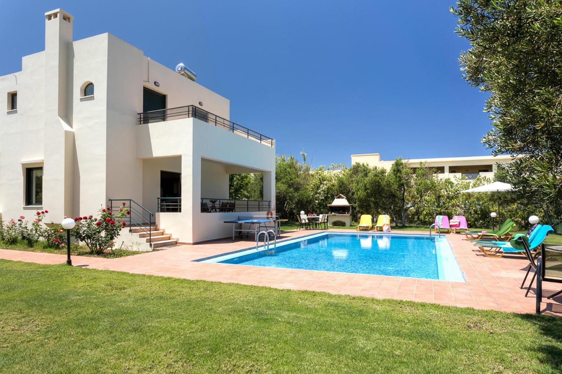 Villa Ilos by Villa Plus view 4