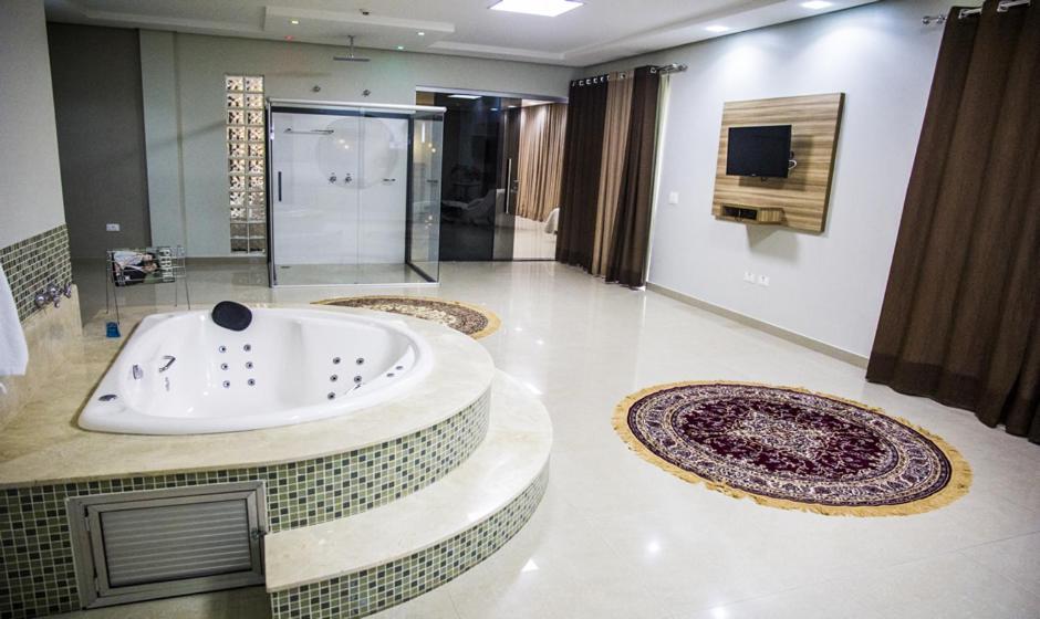 Jacuzzi