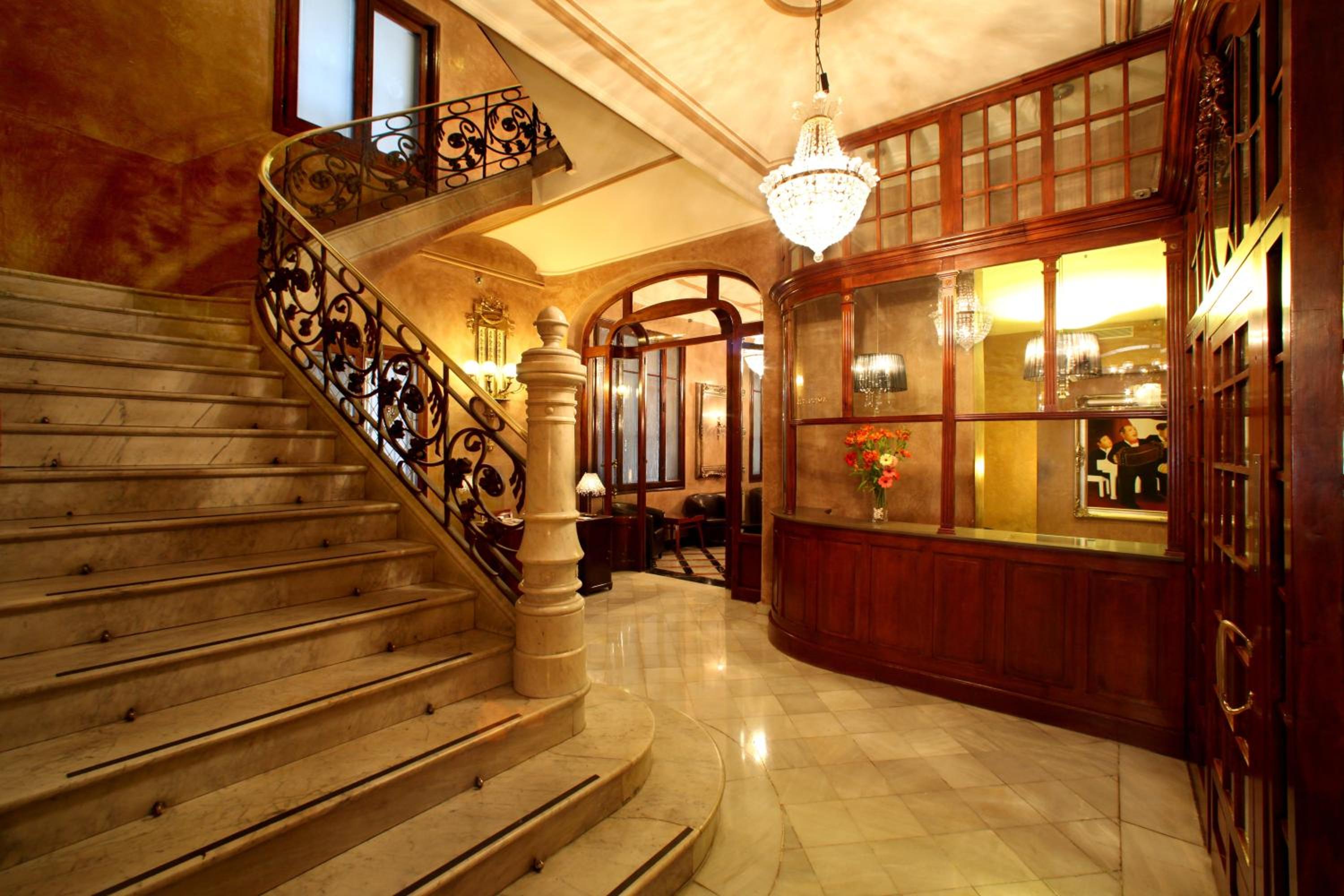 Hotel Nouvel-0