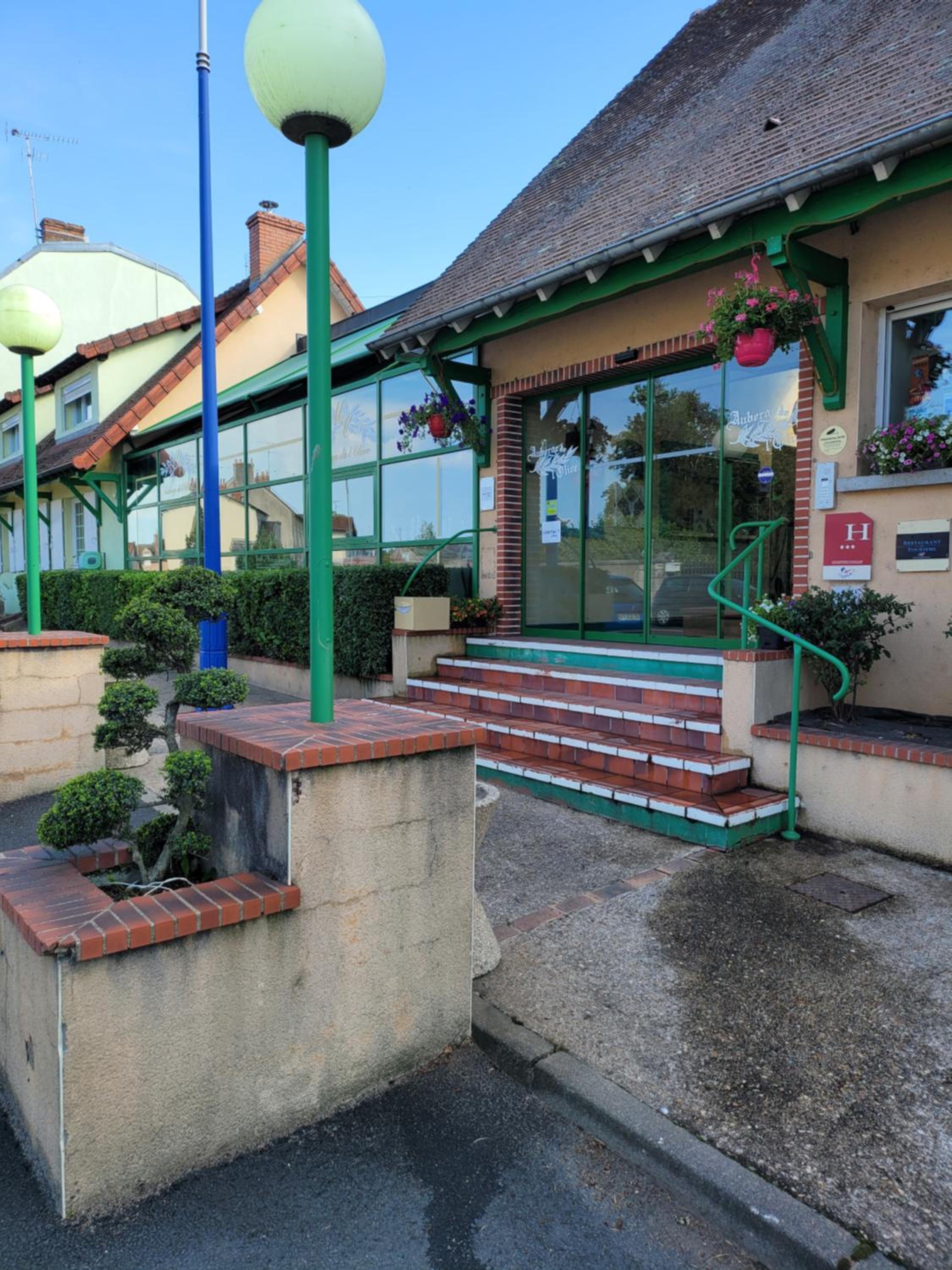 restaurant