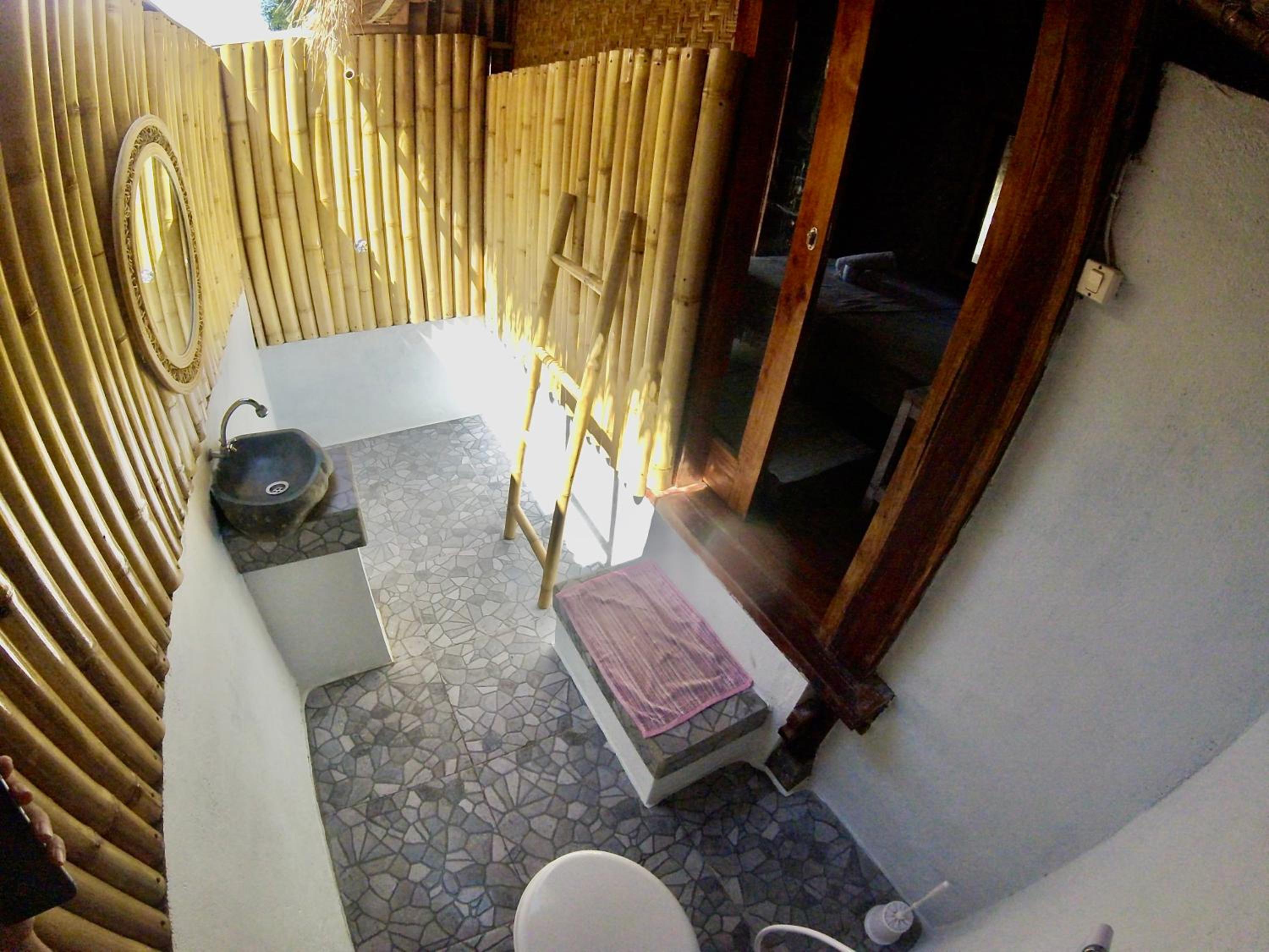 Rumah Canaria Bungalow view 4