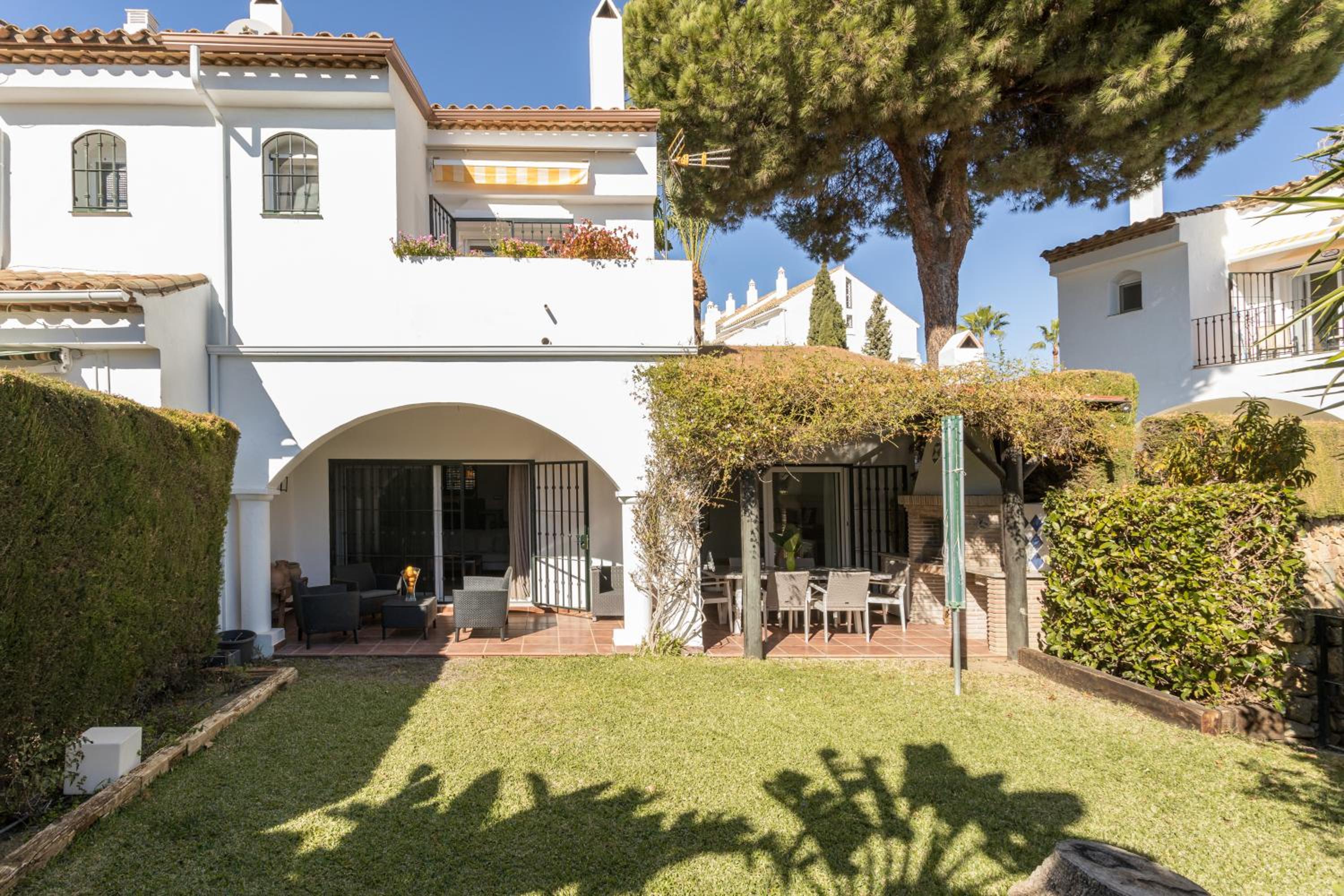 Hotel OleHolidays Balcones de Bellavista - Image 1