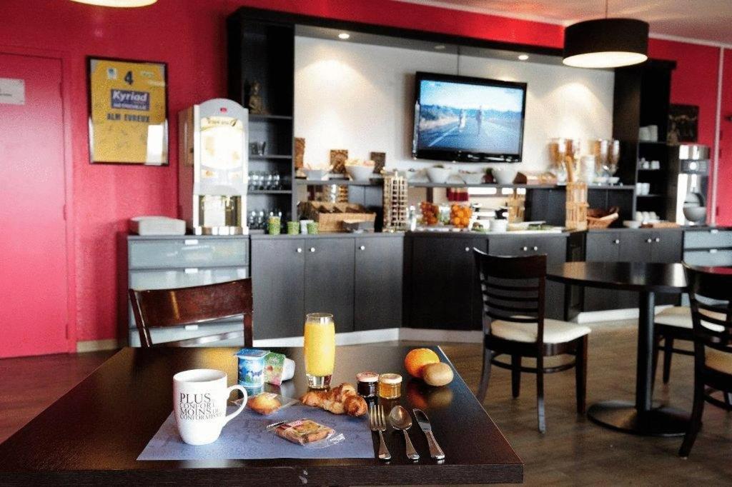 Evreux Vacations - Kyriad Evreux - Netreville - Property Image 8