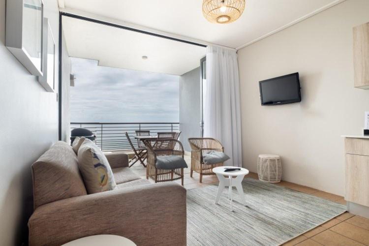 Durban Point Waterfront, 805 Quayside 40 Canalquay Rd - Image 2