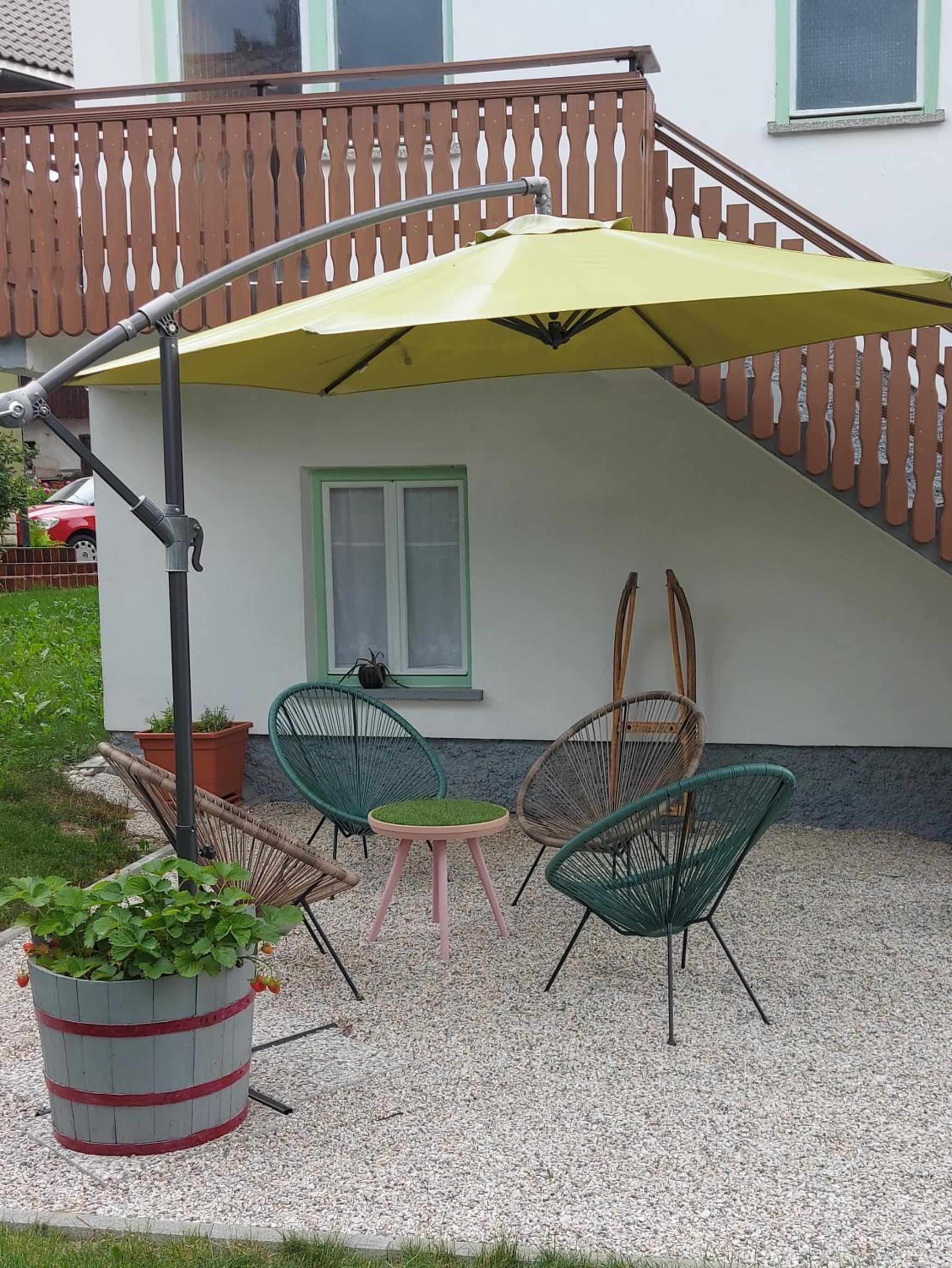 Pr' Šovarjo view 4