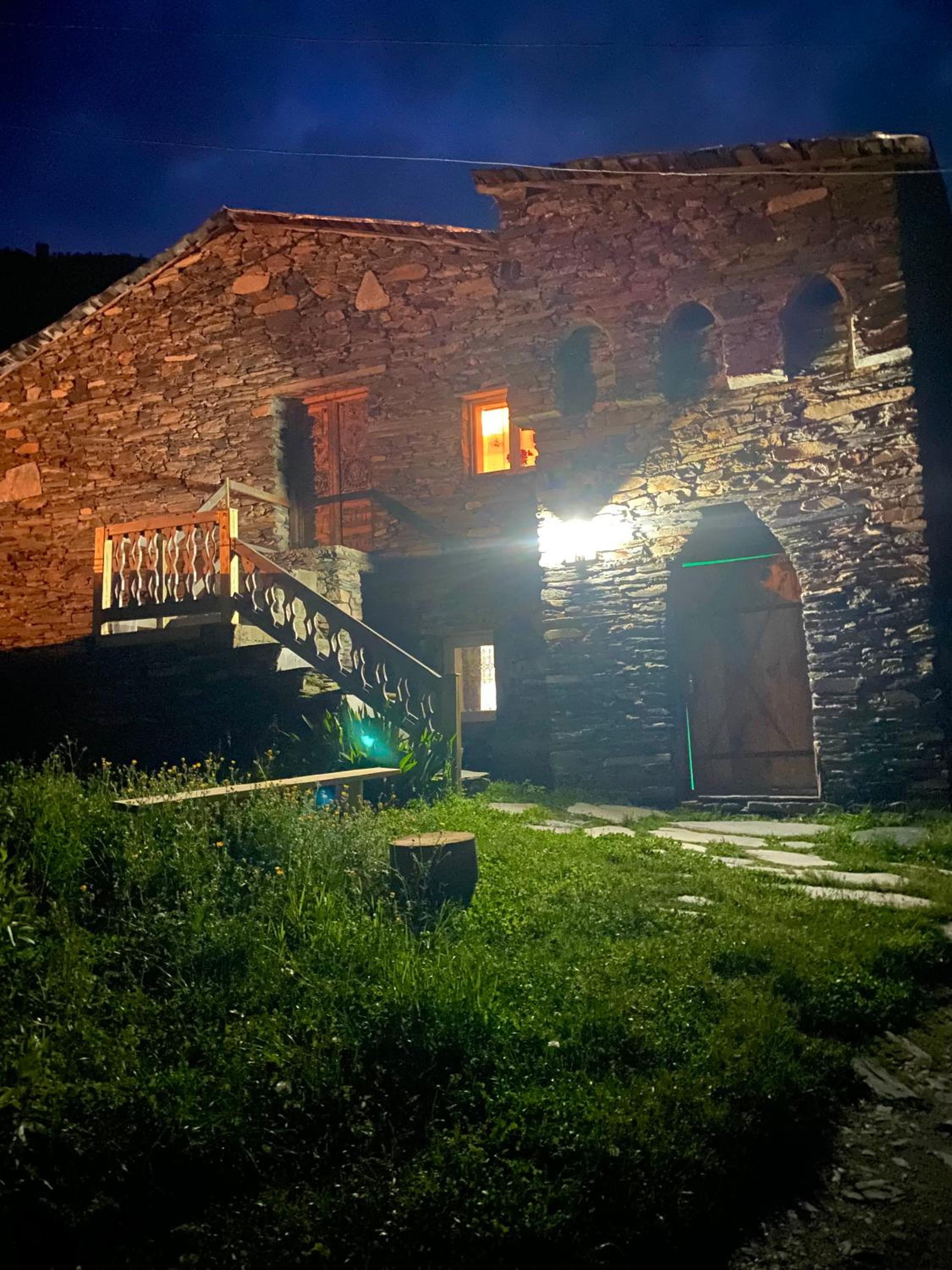 Photo 25