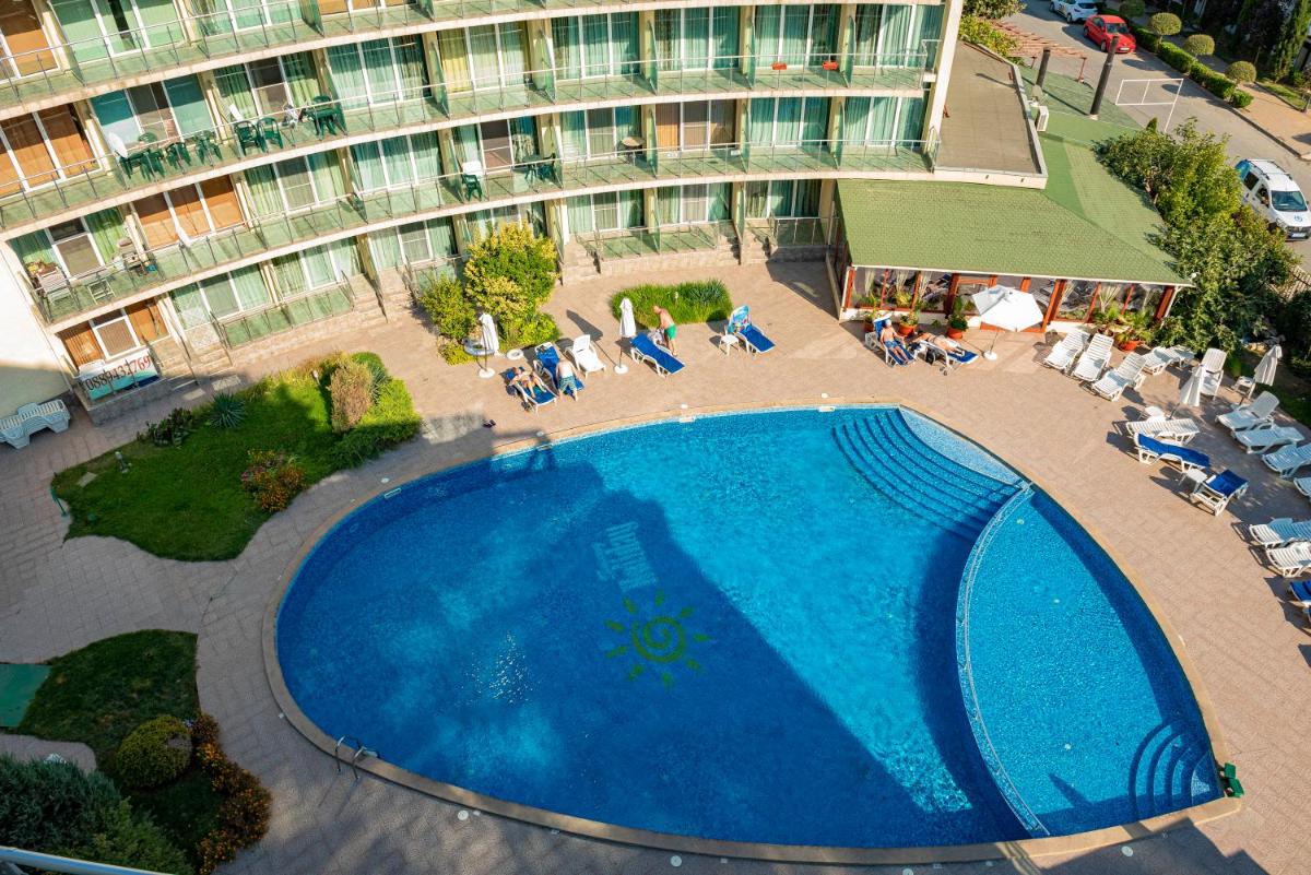 Julia Family - Menada Apartments