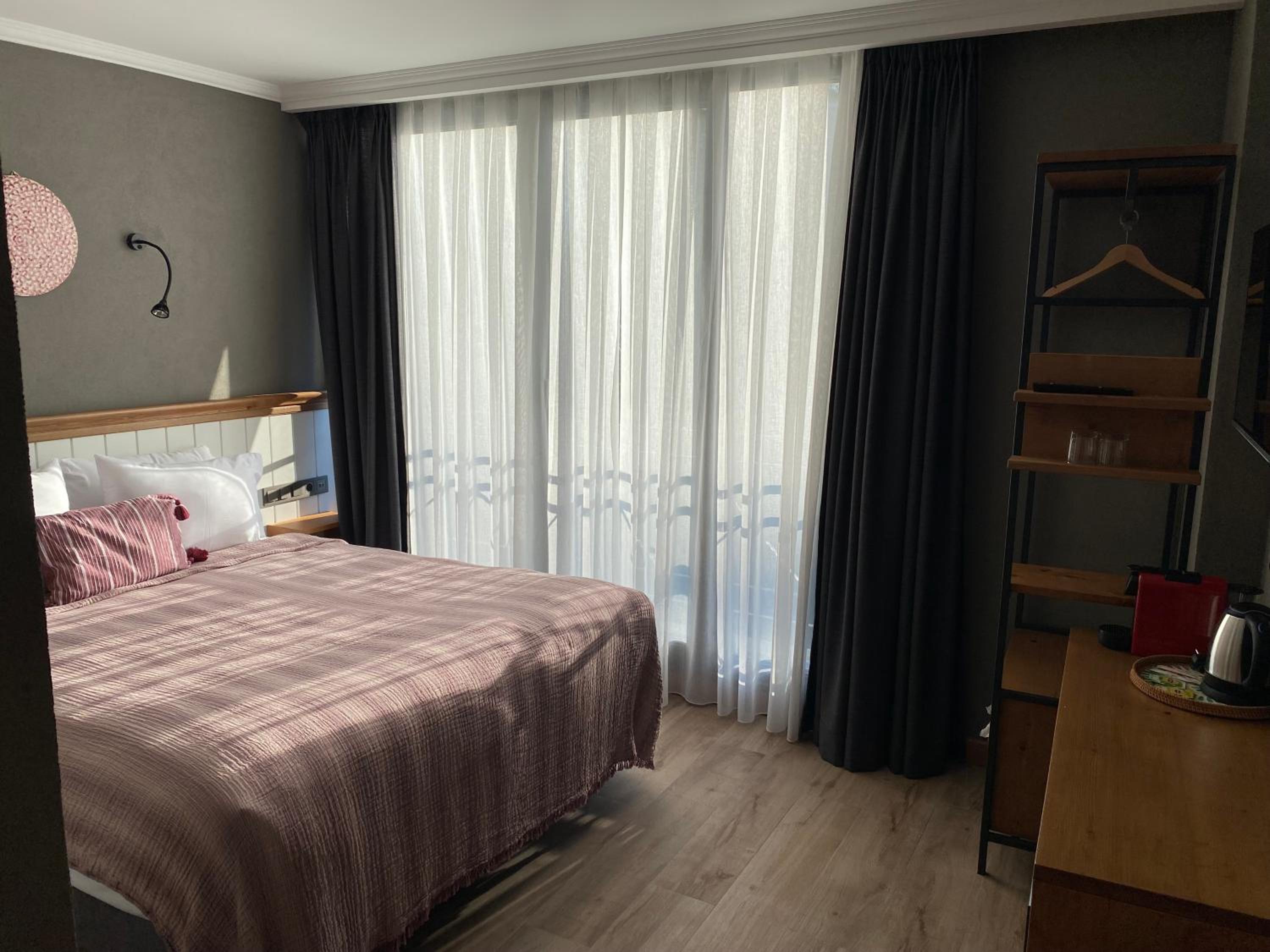 Petrion Otel - Image 60