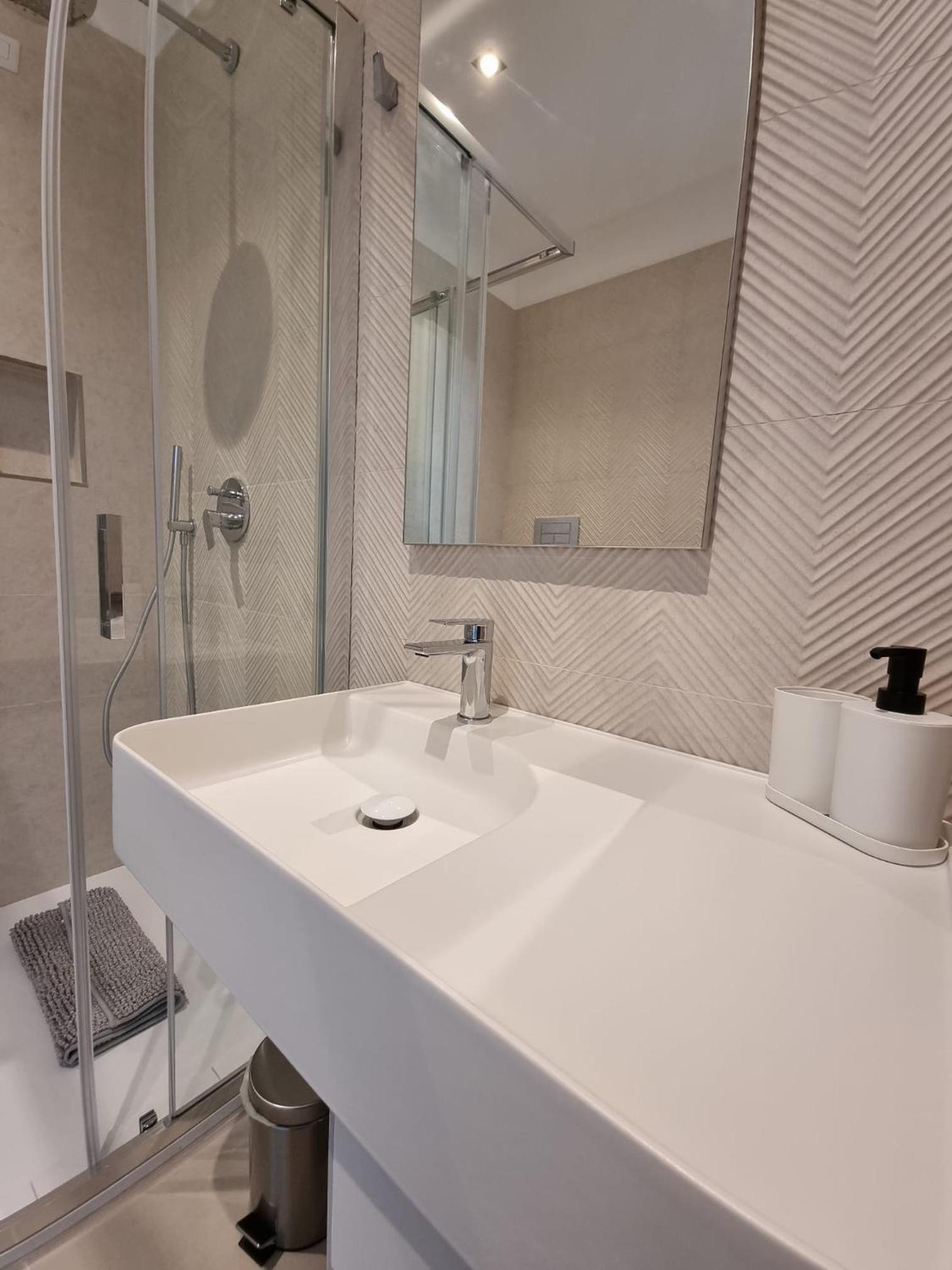 Marea Retreat Rooms