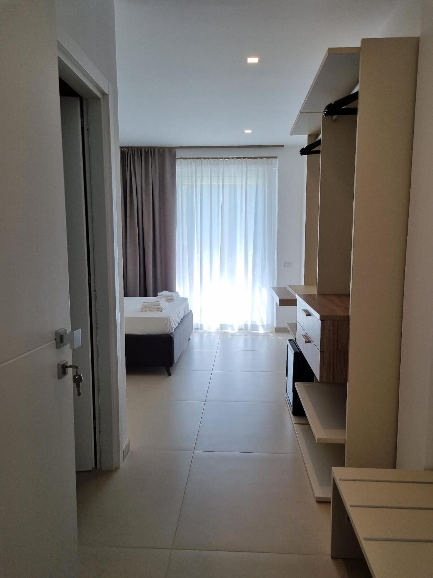 Marea Retreat Rooms
