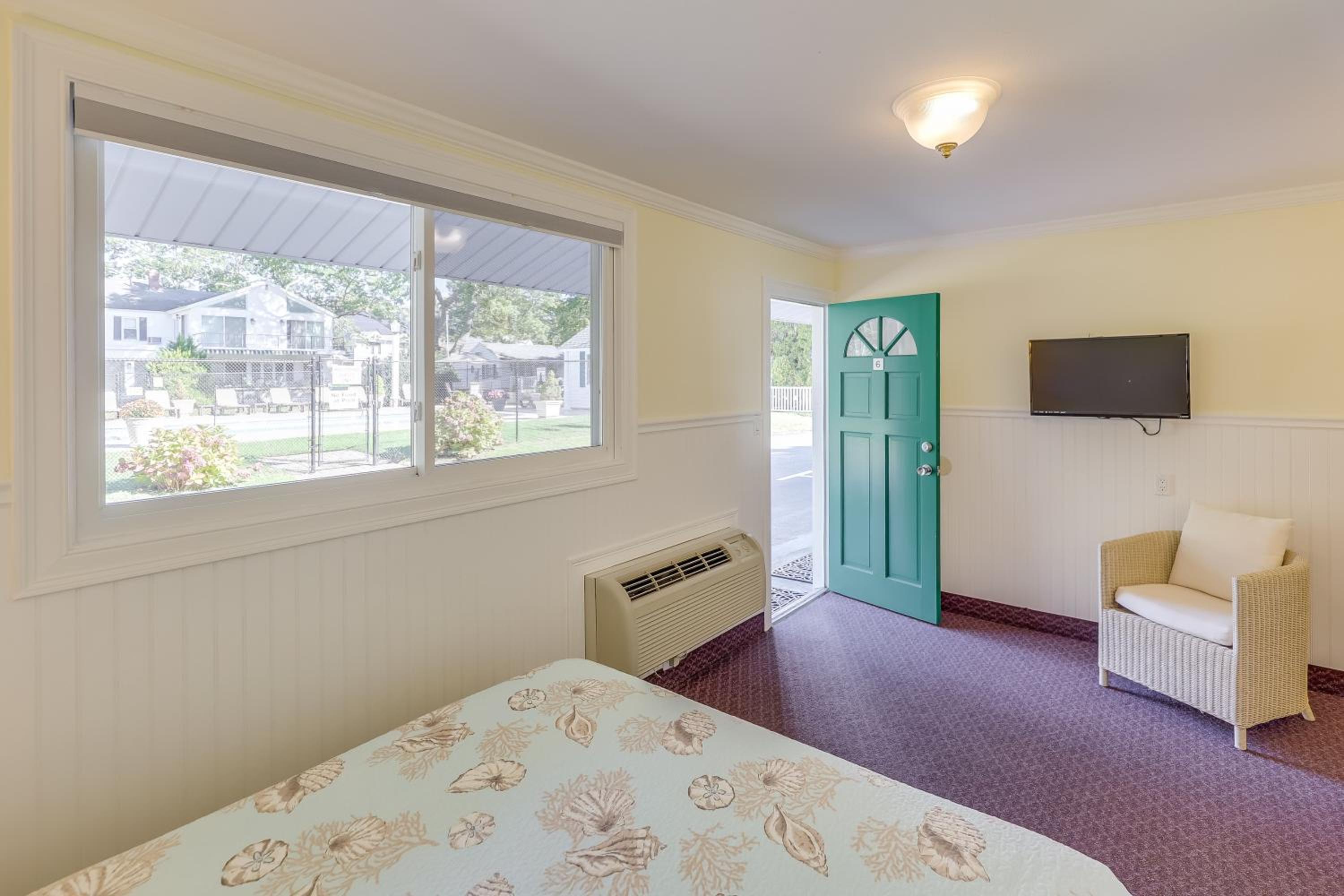 Falmouth Heights Motor Lodge