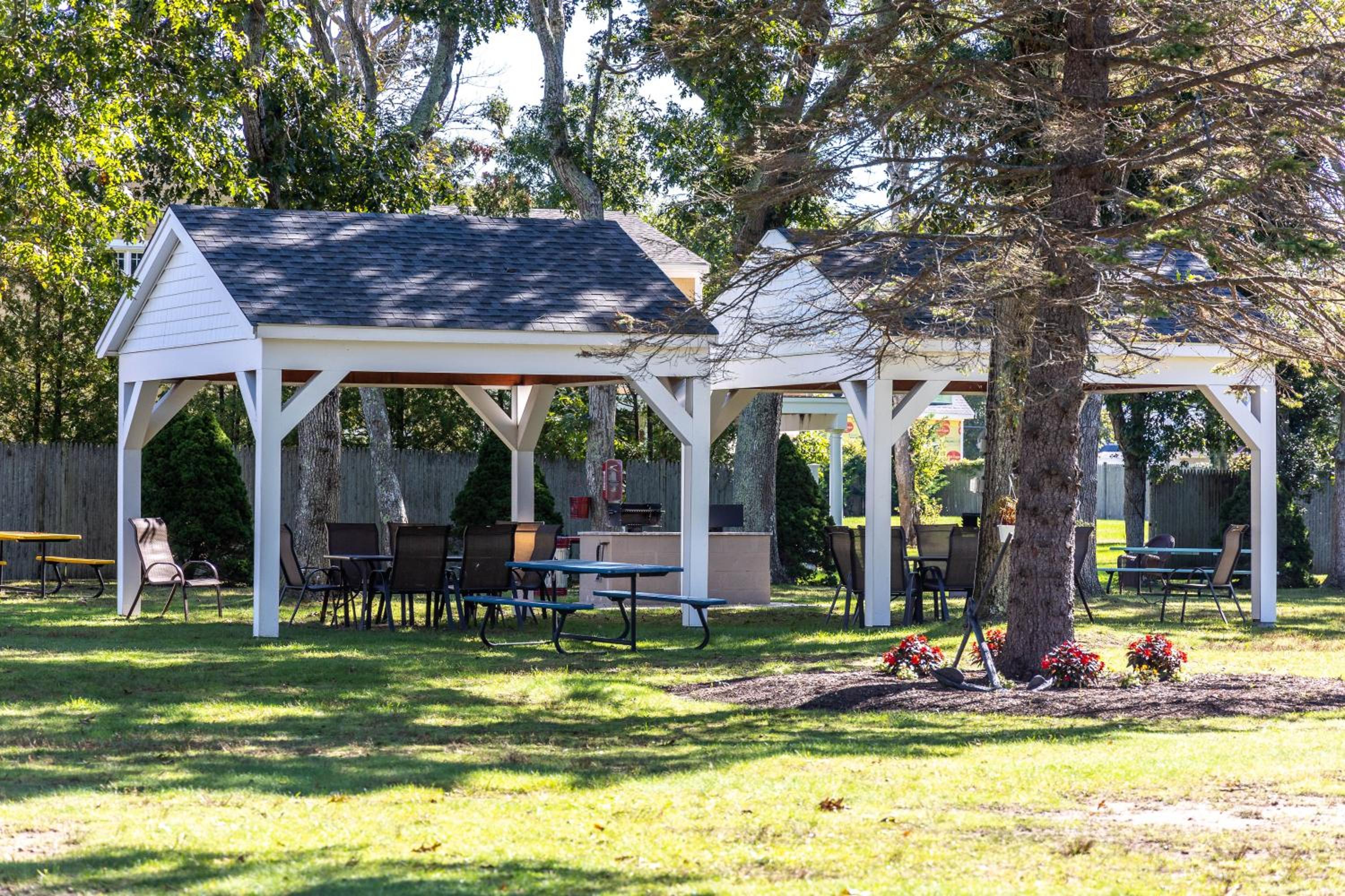 Falmouth Heights Motor Lodge