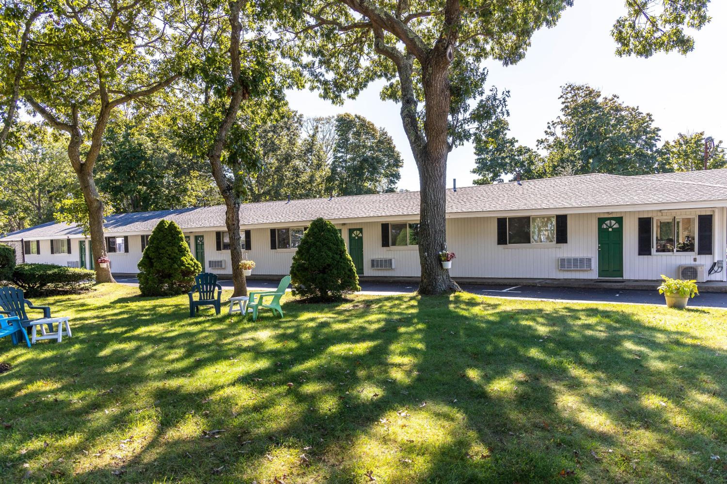 Falmouth Heights Motor Lodge