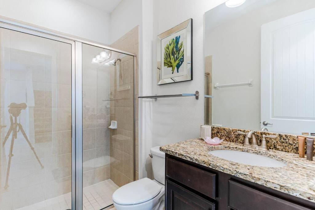 Encore Resort 5 Bedroom Home with Pool 2201