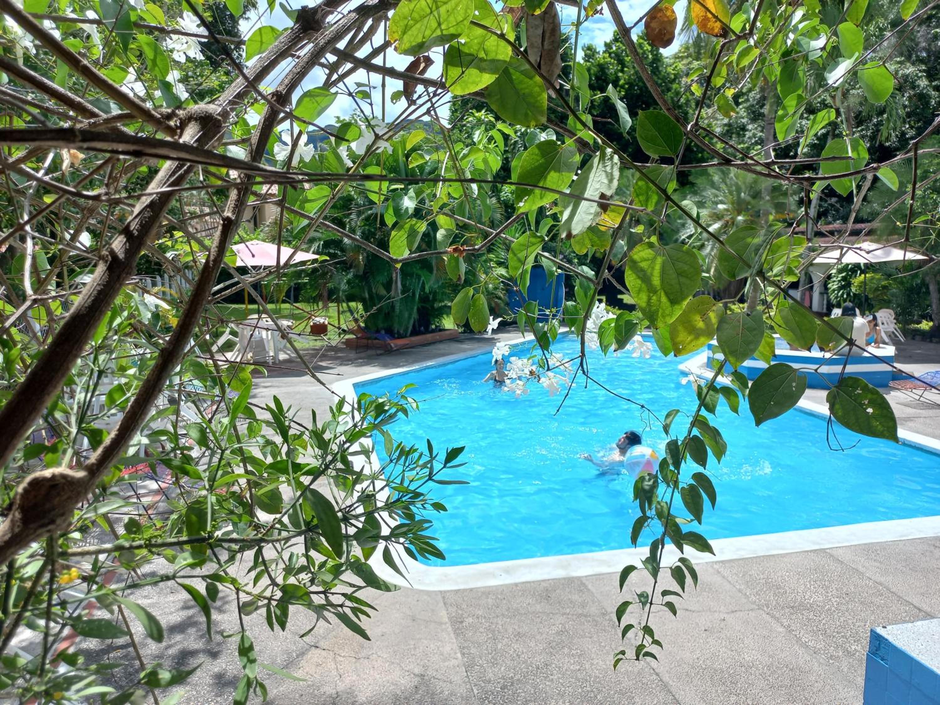 VILLA GLADHYS CASA CAMPESTRE