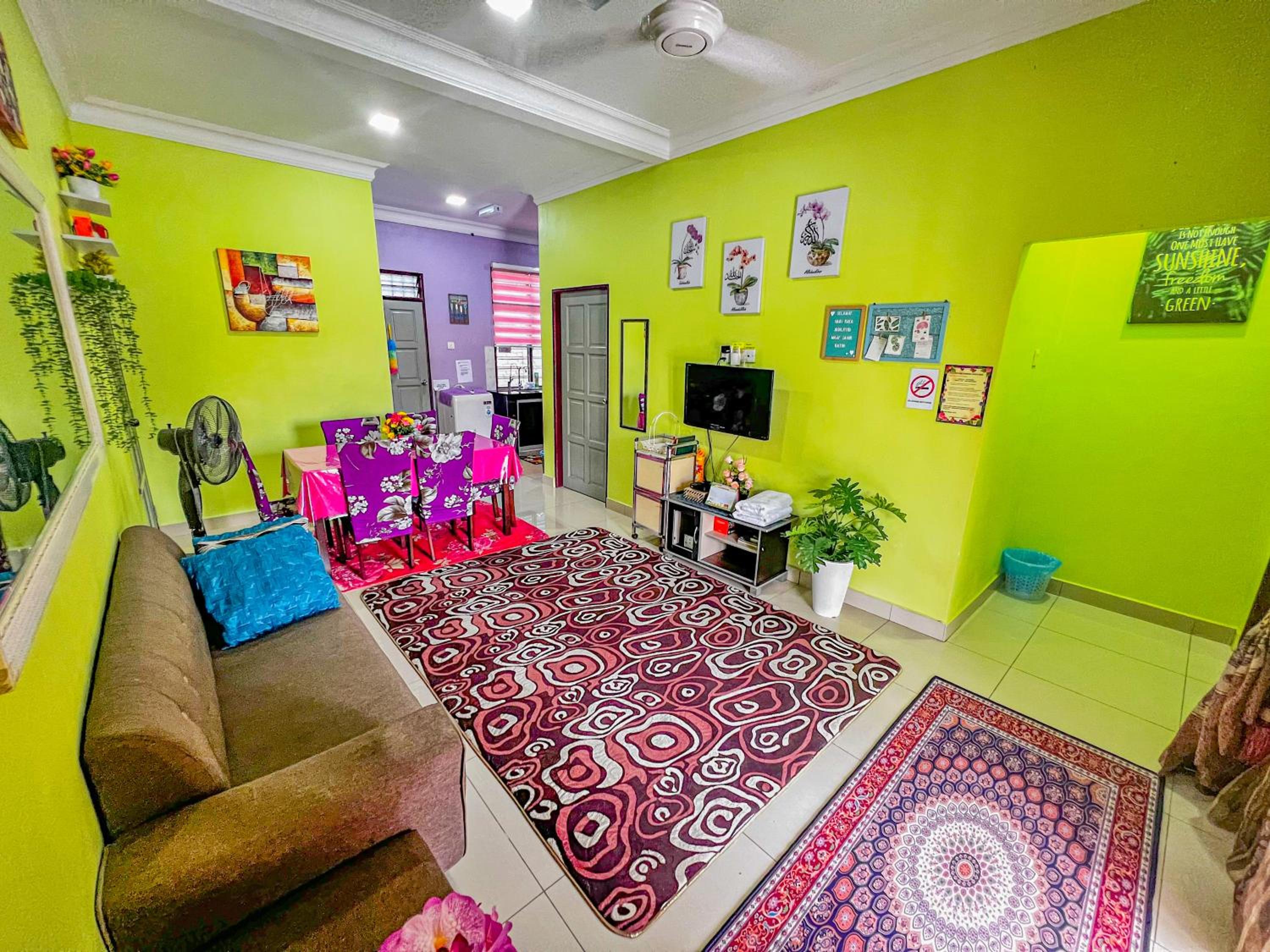 GM Homestay Kuala Besut view 2