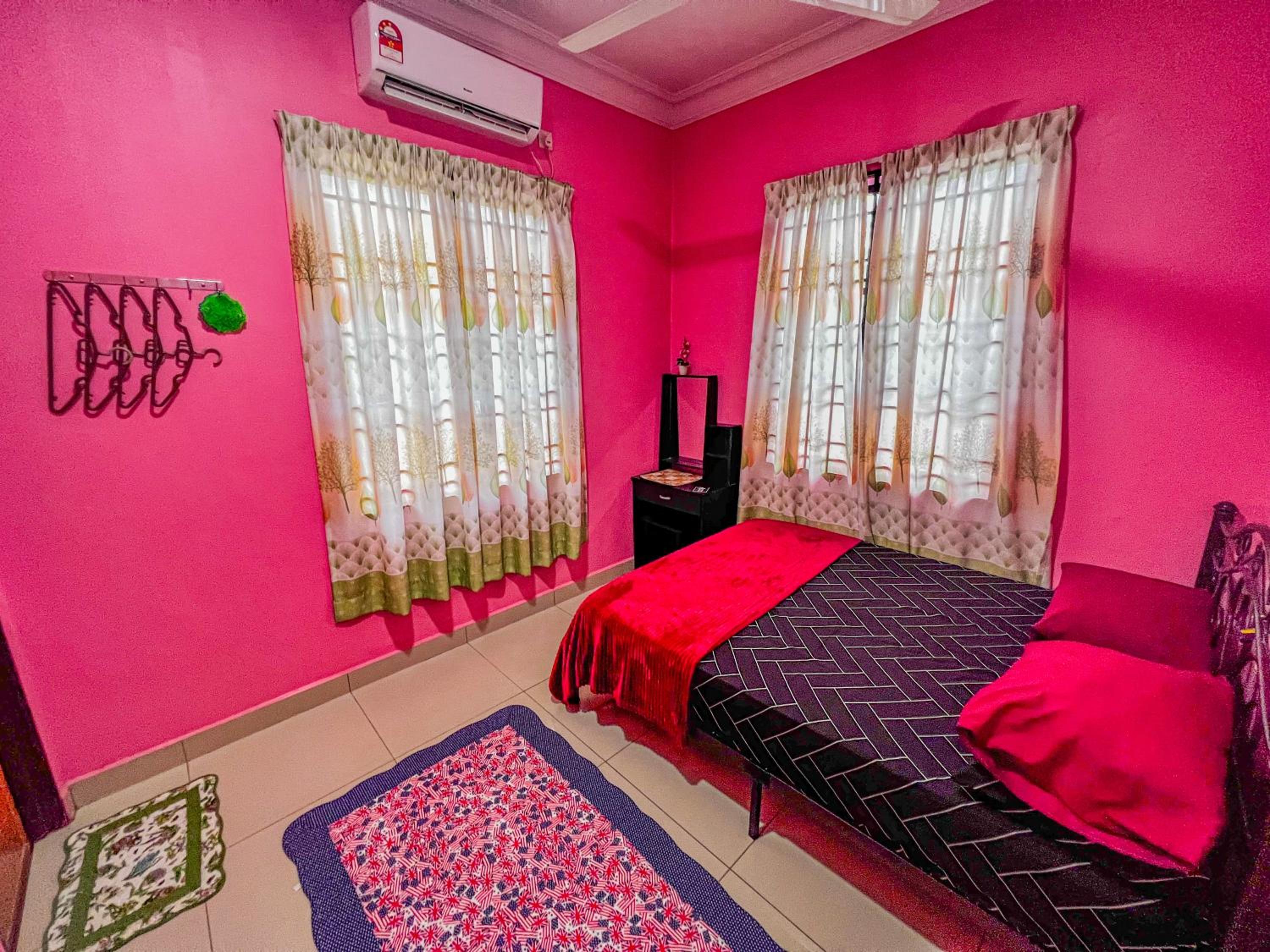 GM Homestay Kuala Besut view 4