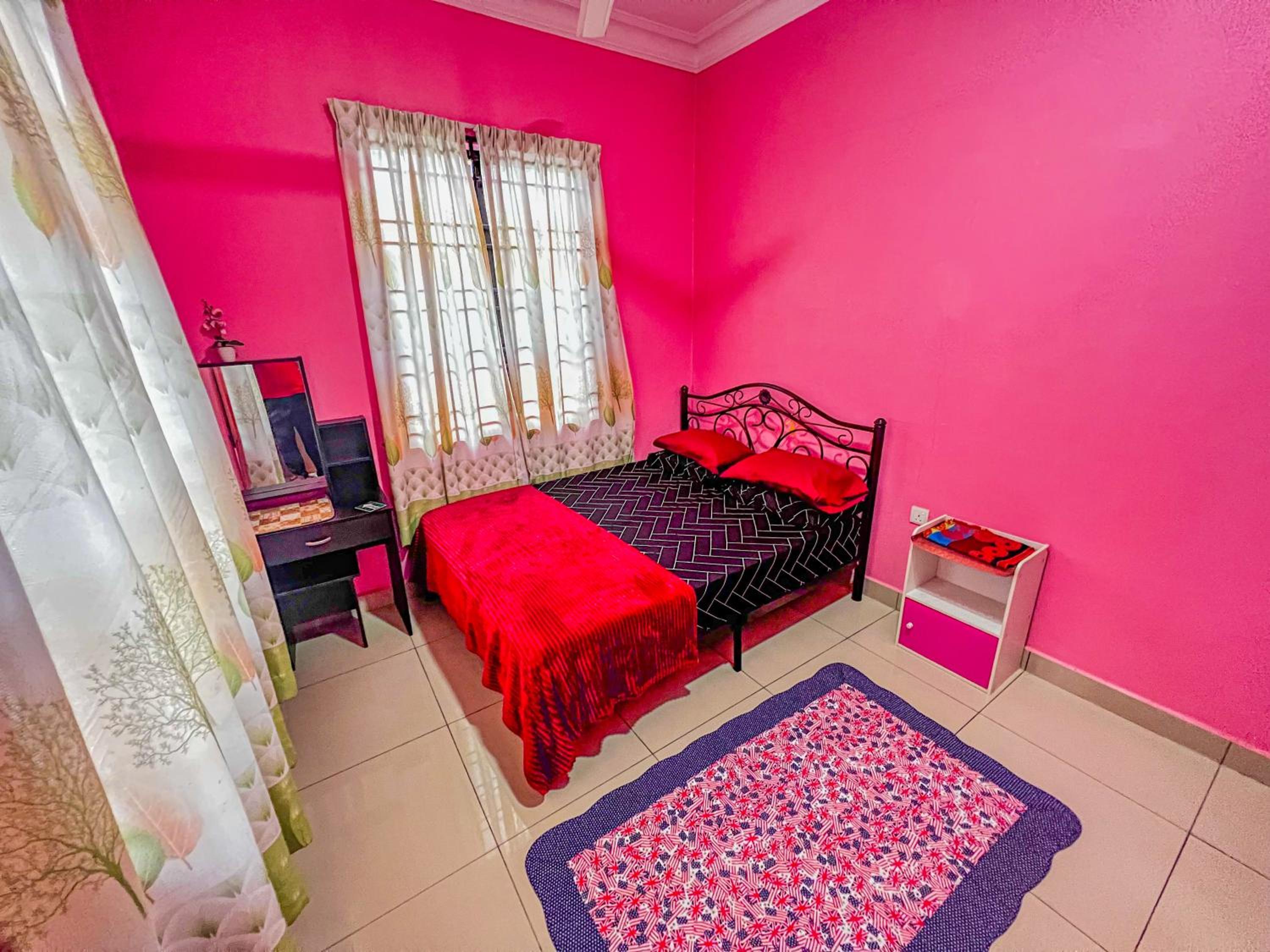 GM Homestay Kuala Besut view 5