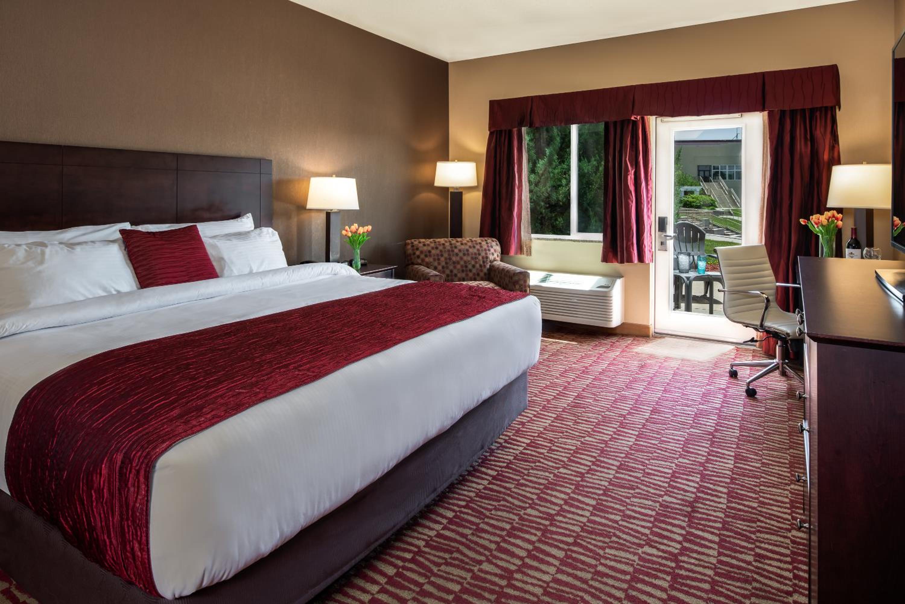 Lakeside Hotel Casino, a Travelodge by Wyndham