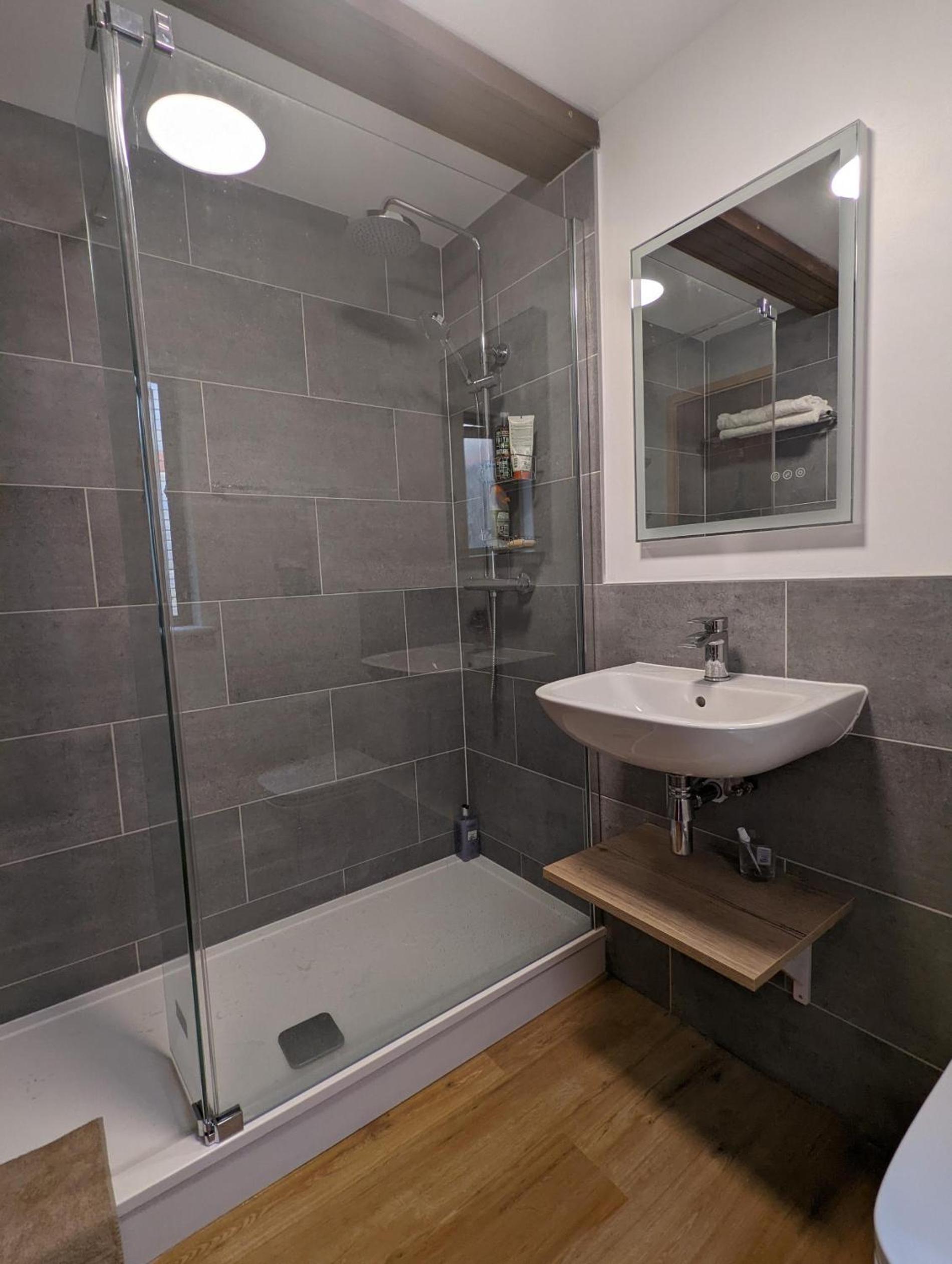 NEW Bright and Sunny flat in Oxford City Centre view 2