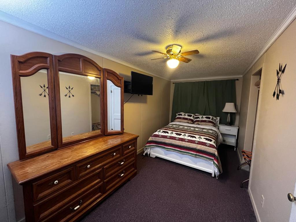 Whetstone Bay Lodge view 3