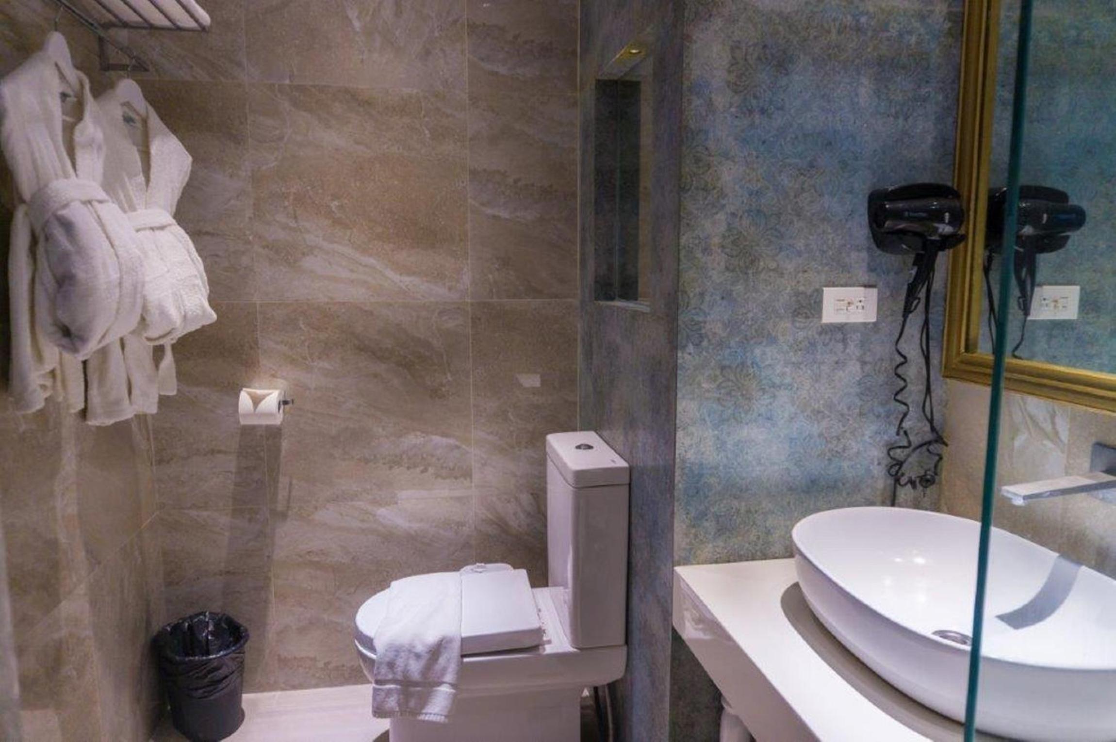 Camp Netanya Resort and Spa, Mabini - 9